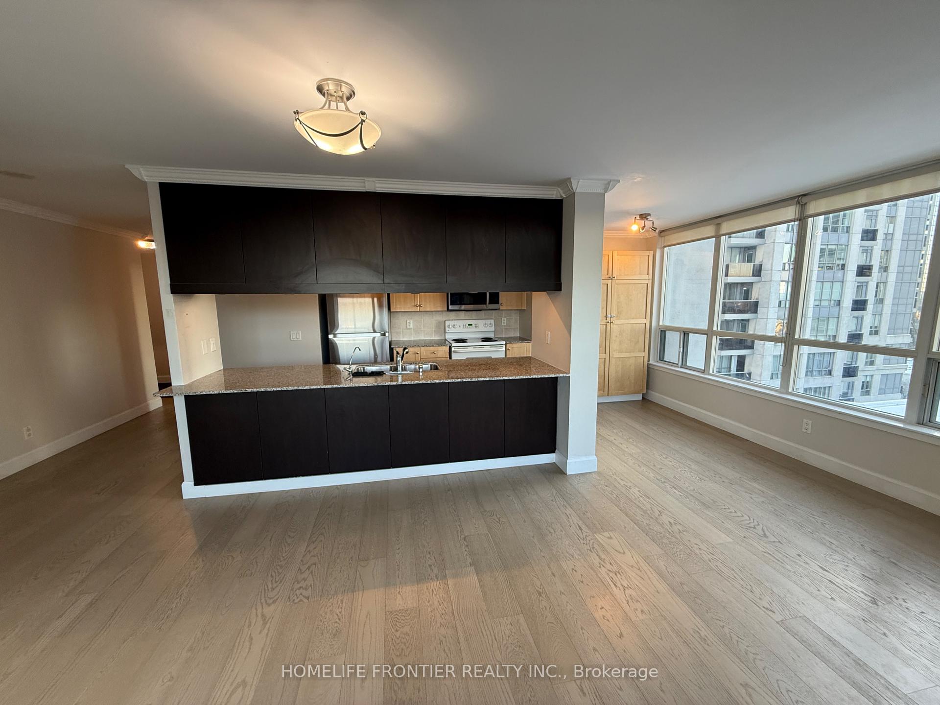 Photo 5 of Unit 512, 50 Disera Drive, Vaughan, Beverley Glen — HOMEH
