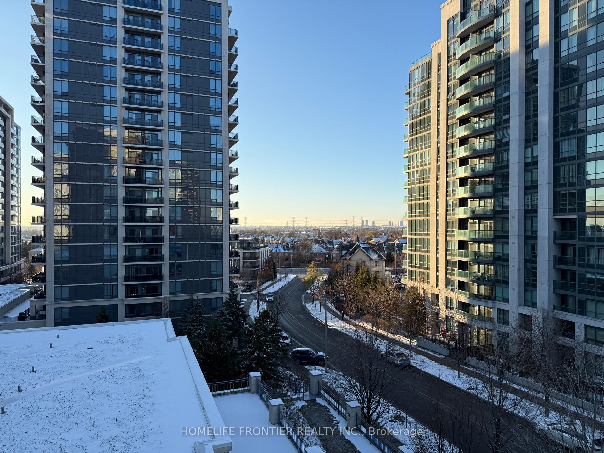 Photo 14 of Unit 512, 50 Disera Drive, Vaughan, Beverley Glen — HOMEH