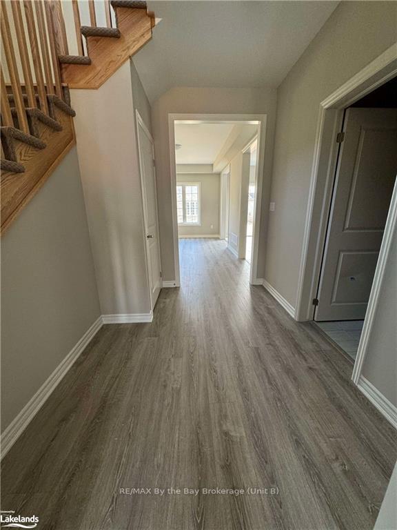 Photo 4 of 205 Clipper Drive, Clearview, Stayner — HOMEH