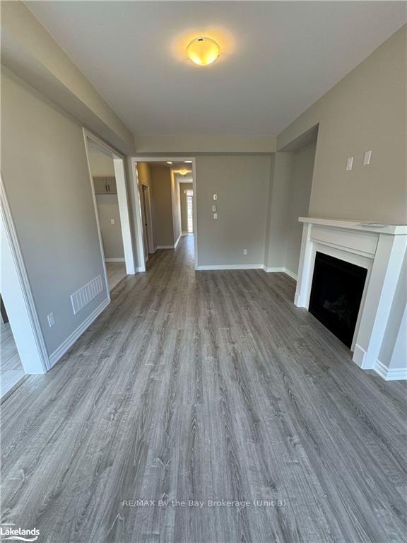 Photo 5 of 205 Clipper Drive, Clearview, Stayner — HOMEH