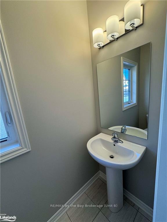 Photo 11 of 205 Clipper Drive, Clearview, Stayner — HOMEH