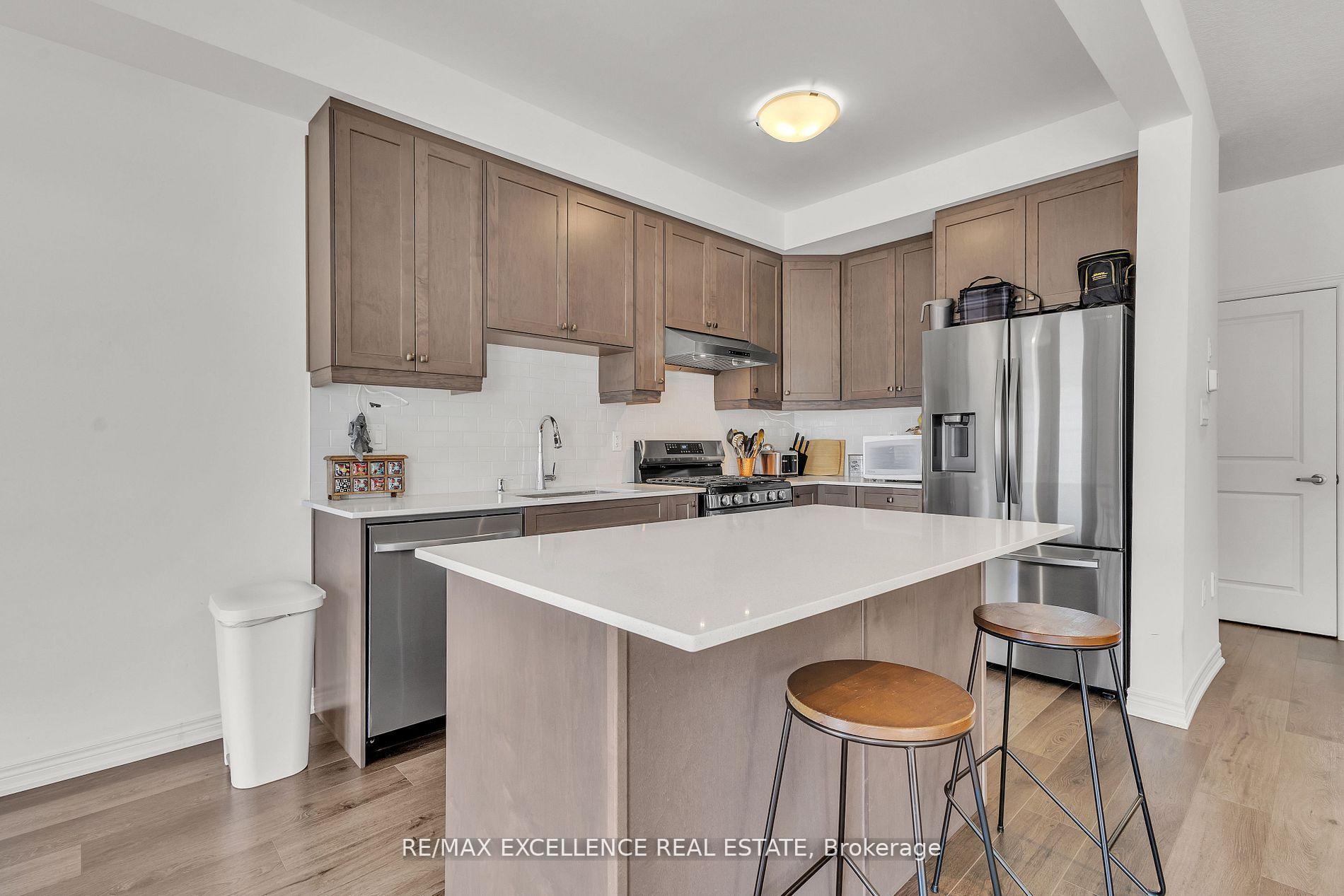 Photo 6 of Unit 84, 120 Court Drive, Brant, Paris — HOMEH