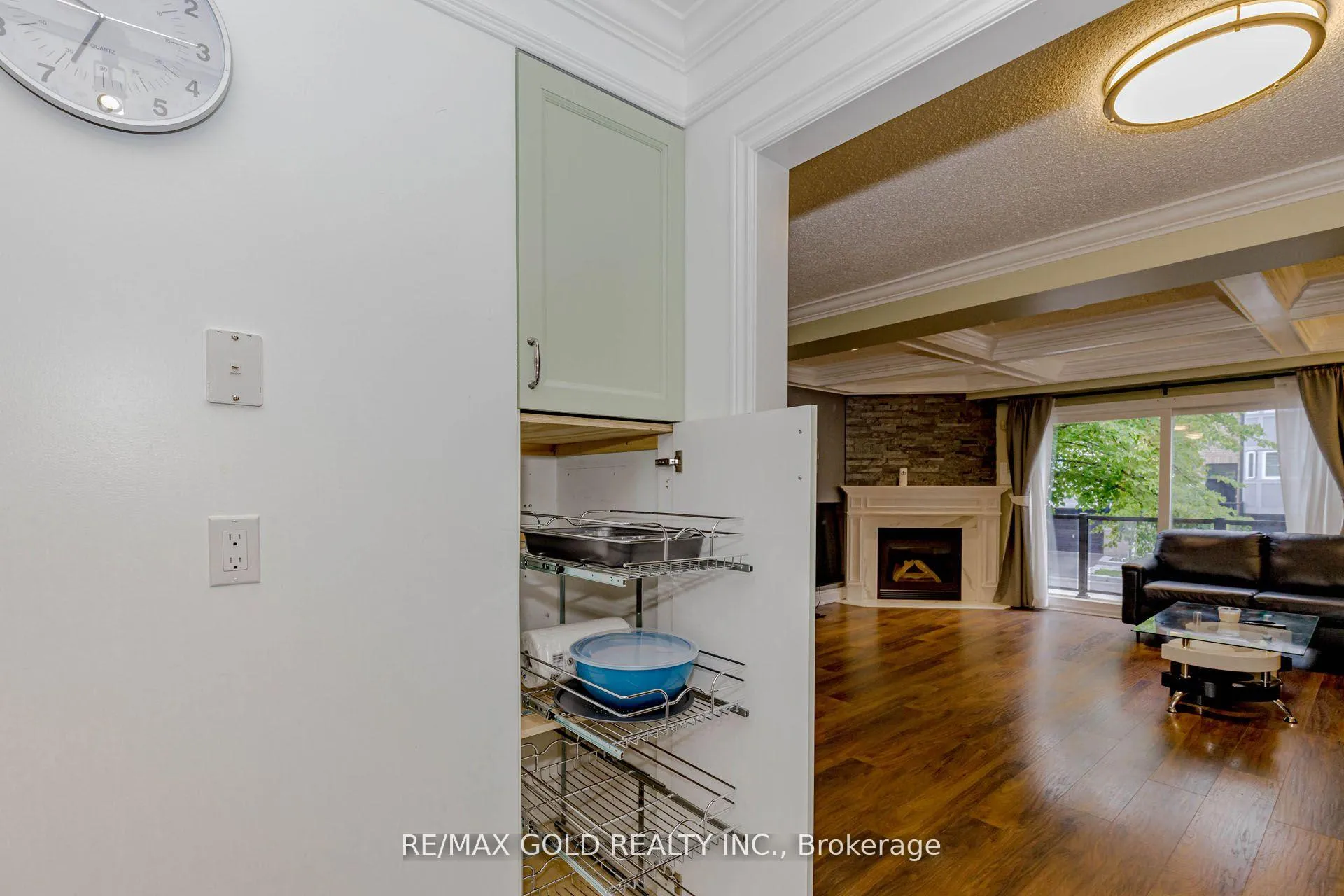 Photo 17 of 24 Wallace Street, Vaughan, West Woodbridge — HOMEH