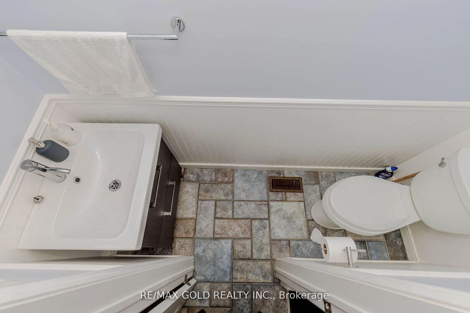 Photo 19 of 24 Wallace Street, Vaughan, West Woodbridge — HOMEH