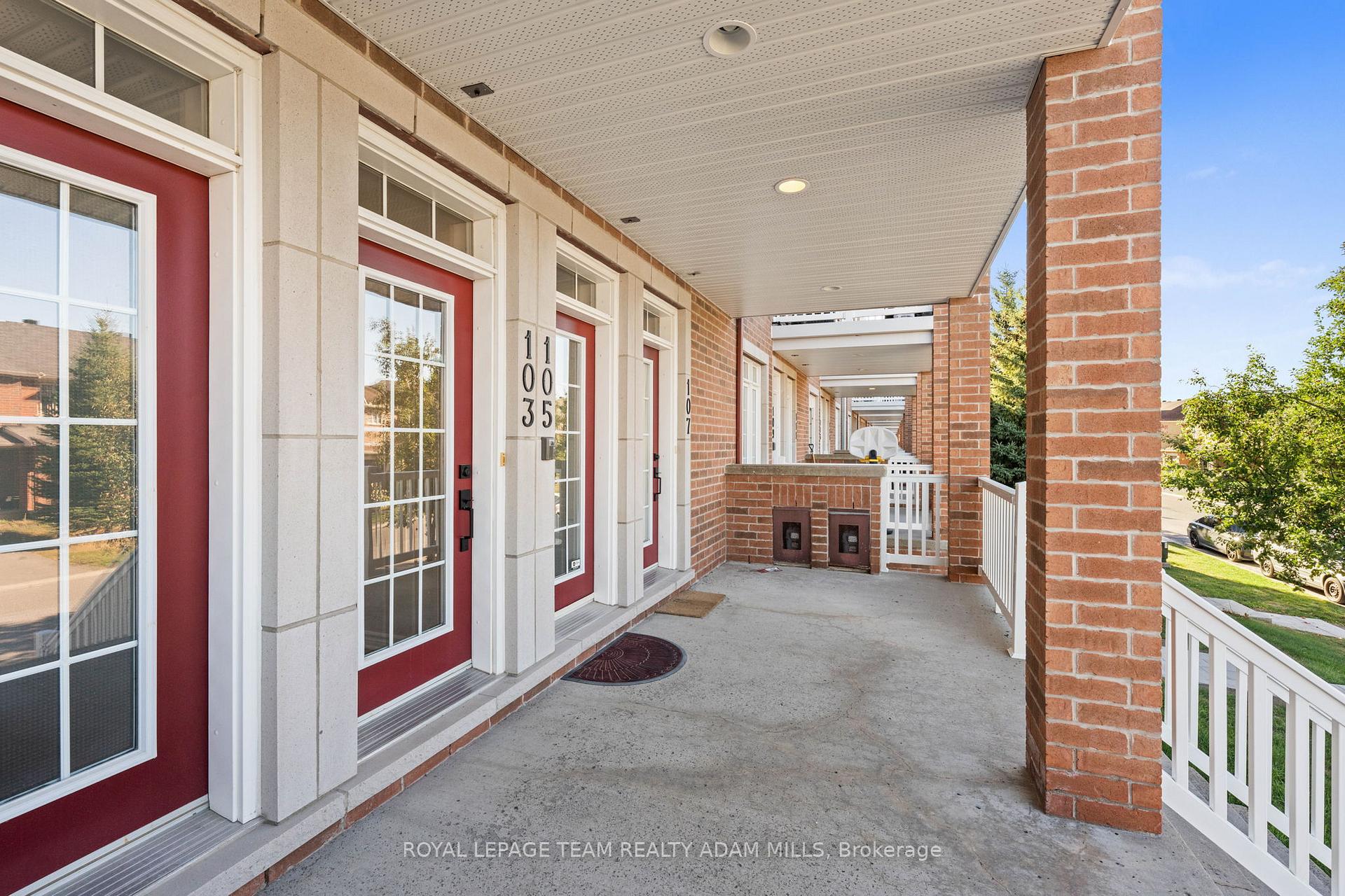 Photo 3 of Unit 24, 103 Eye Bright Crescent, Ottawa, Riverside South/Gloucester Glen — HOMEH