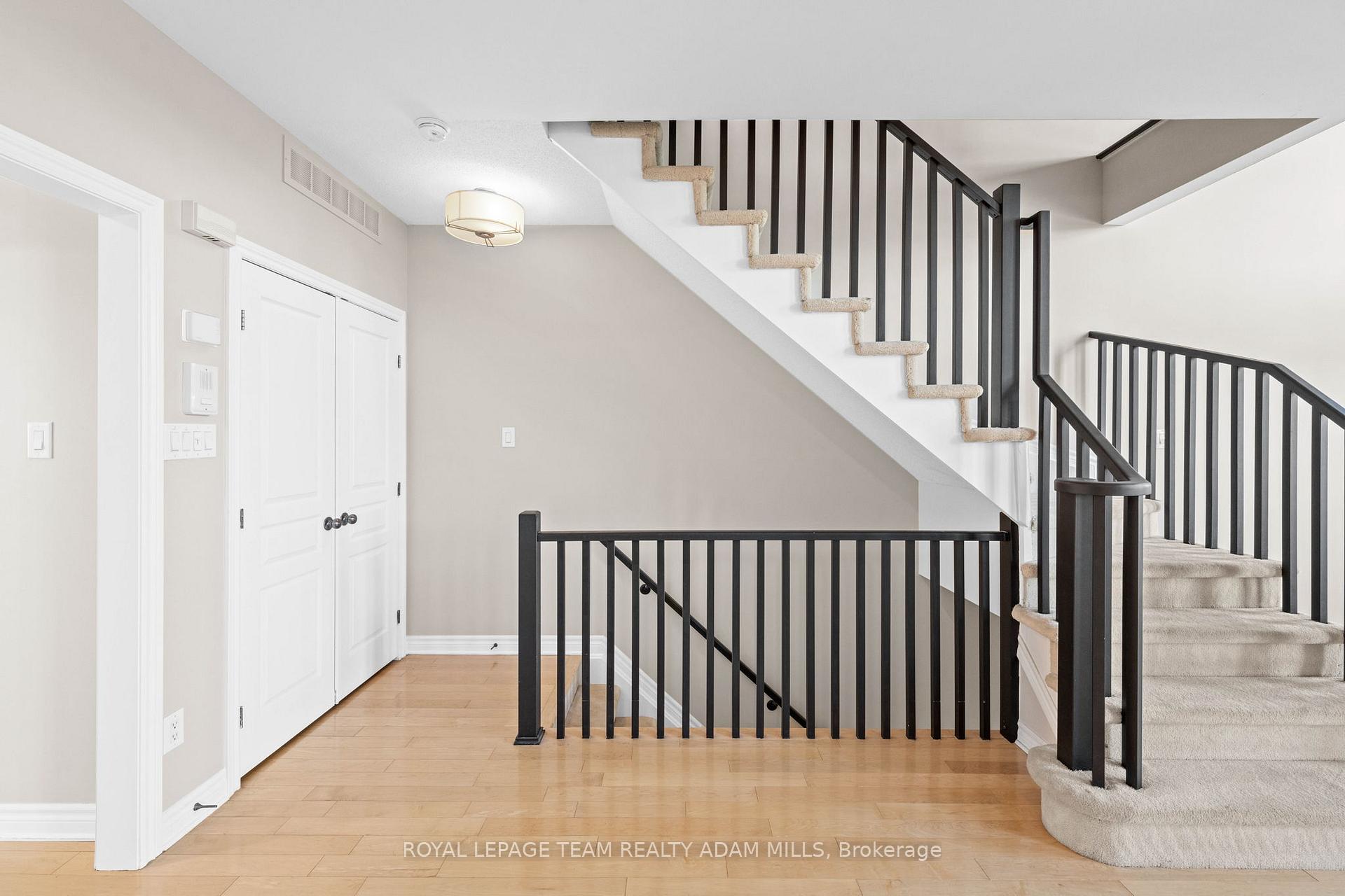 Photo 5 of Unit 24, 103 Eye Bright Crescent, Ottawa, Riverside South/Gloucester Glen — HOMEH