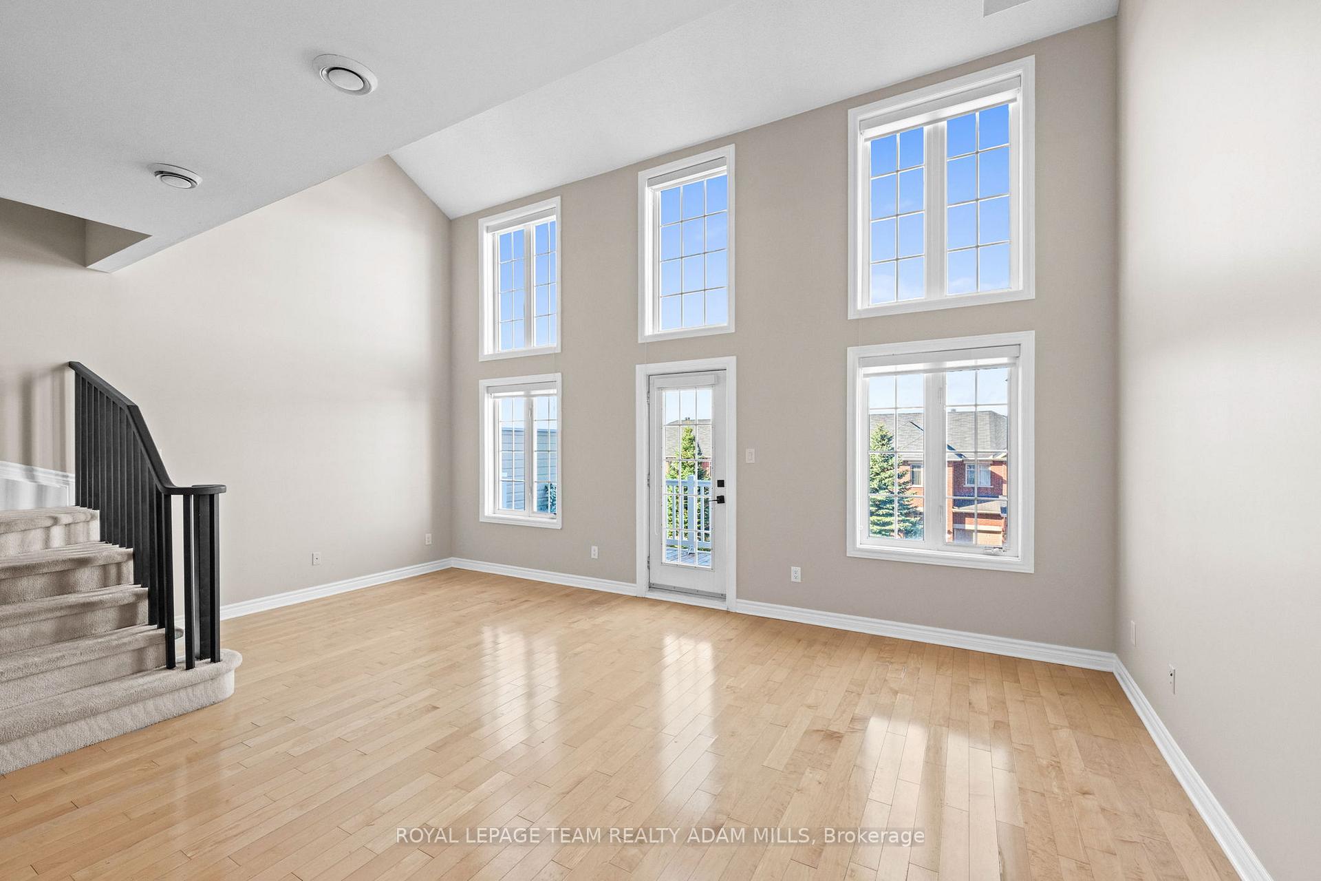 Photo 12 of Unit 24, 103 Eye Bright Crescent, Ottawa, Riverside South/Gloucester Glen — HOMEH