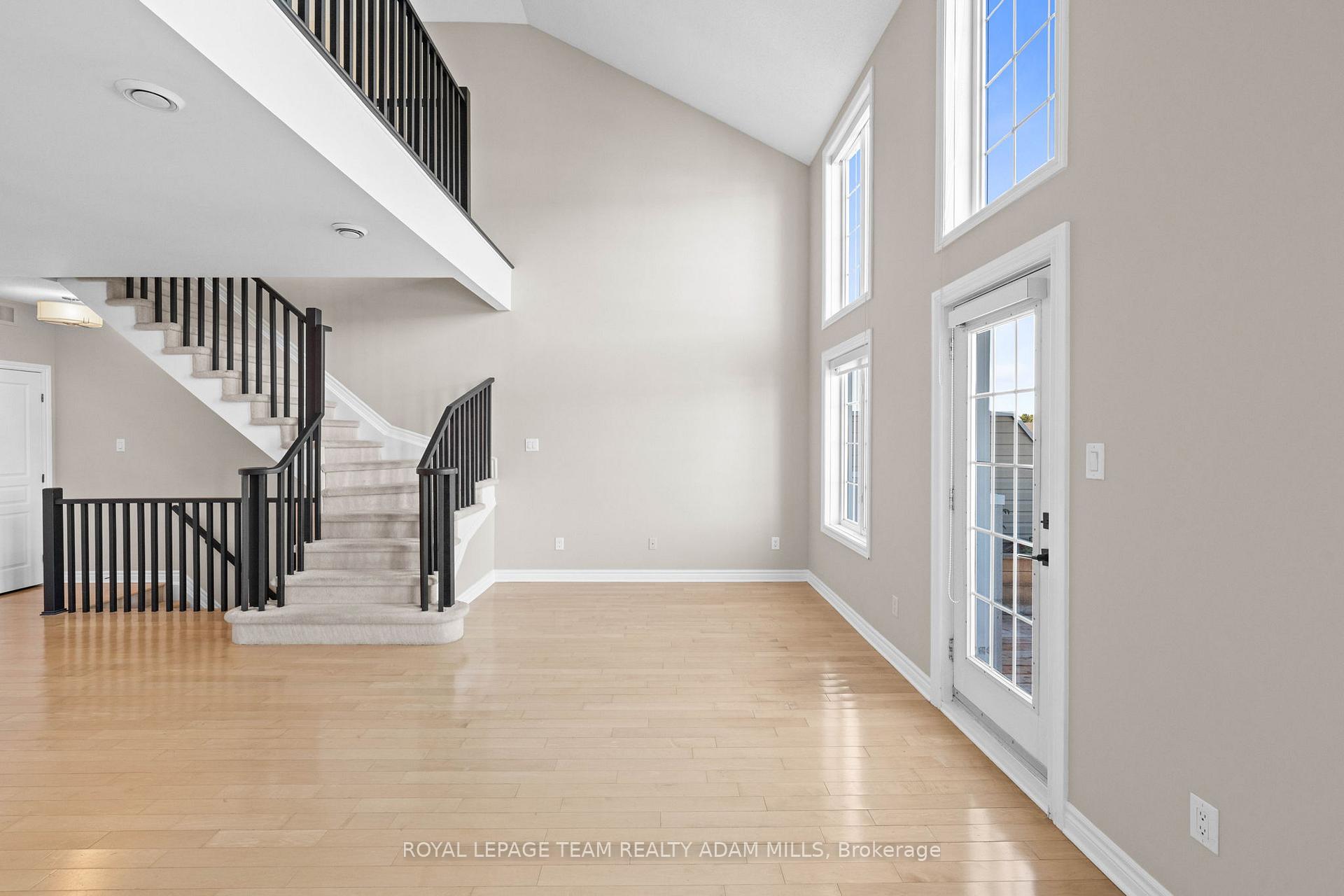 Photo 13 of Unit 24, 103 Eye Bright Crescent, Ottawa, Riverside South/Gloucester Glen — HOMEH