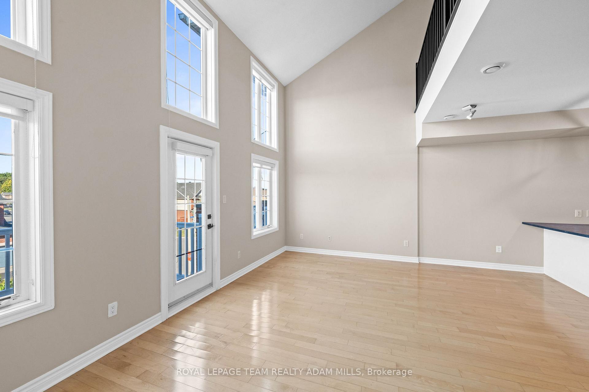 Photo 17 of Unit 24, 103 Eye Bright Crescent, Ottawa, Riverside South/Gloucester Glen — HOMEH