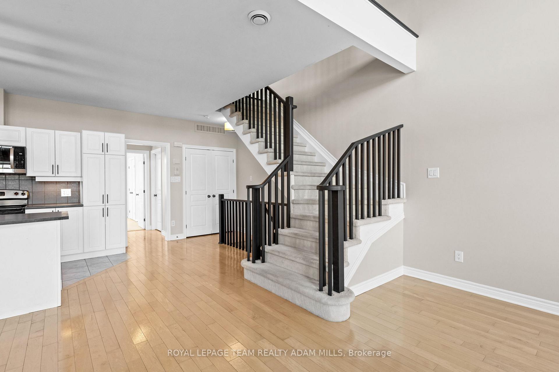 Photo 19 of Unit 24, 103 Eye Bright Crescent, Ottawa, Riverside South/Gloucester Glen — HOMEH