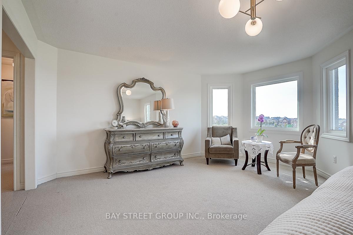 Photo 31 of 256 Borealis Avenue, Aurora, Bayview Northeast — HOMEH