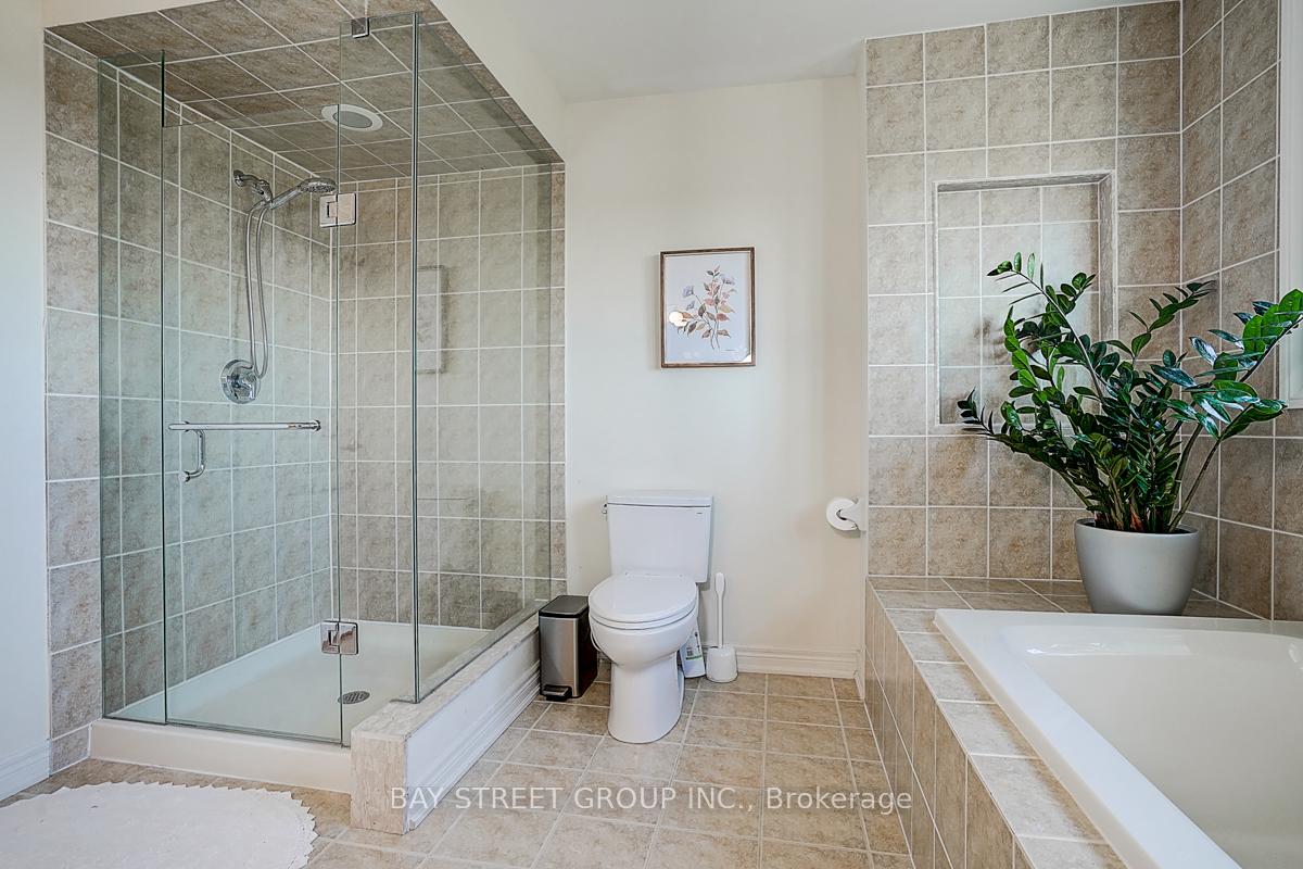Photo 34 of 256 Borealis Avenue, Aurora, Bayview Northeast — HOMEH