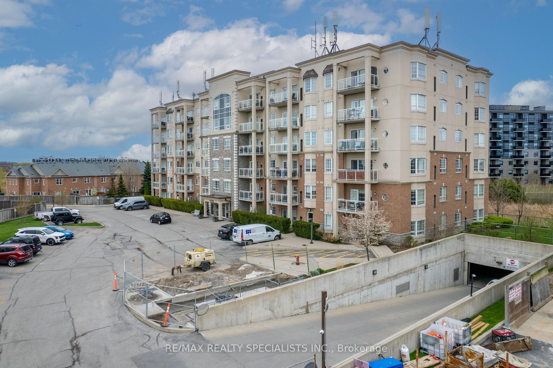 Front of Unit 201, 1379 Costigan Road