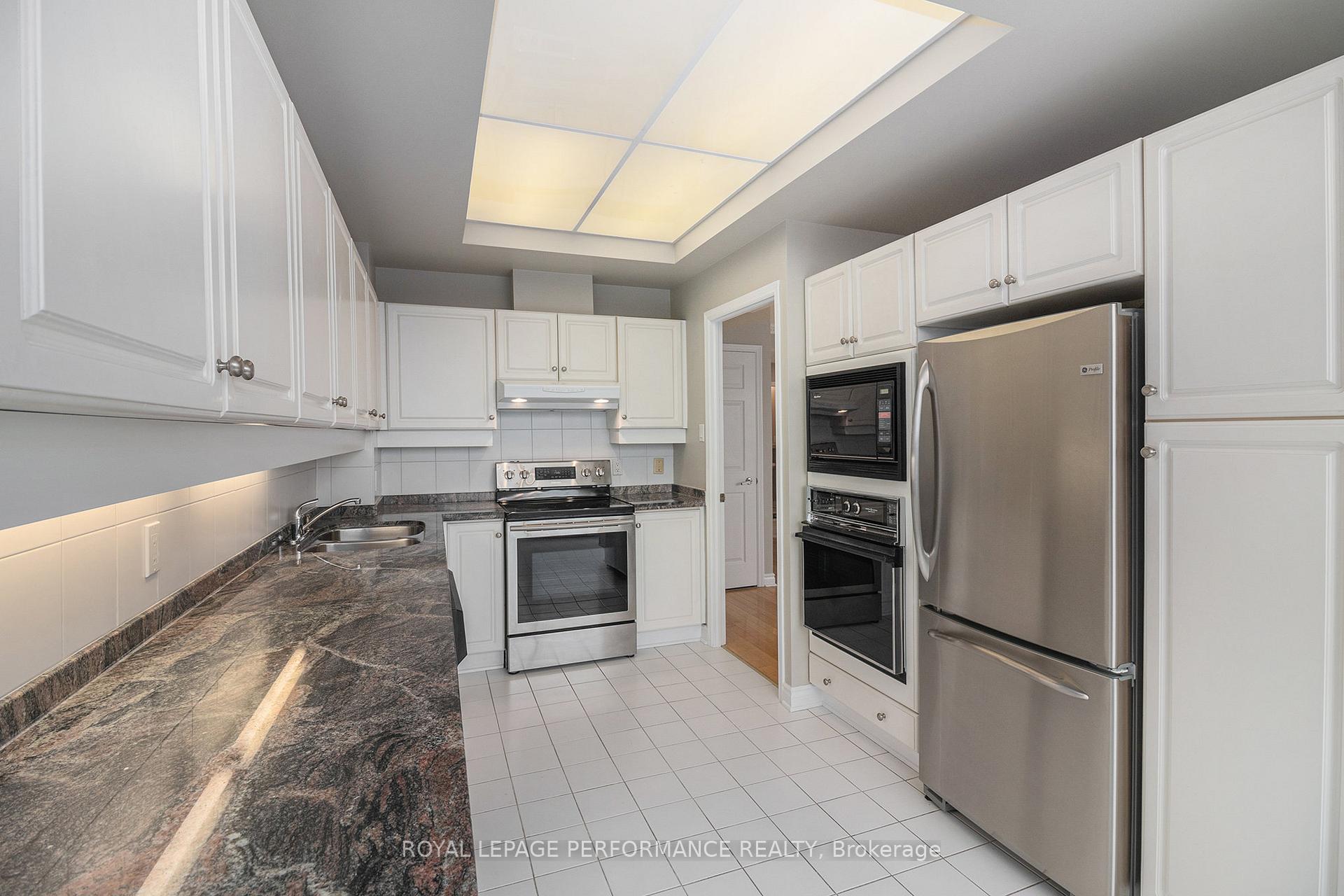 Photo 14 of Unit 301, 1480 Riverside Drive, Ottawa, Riverview Park — HOMEH