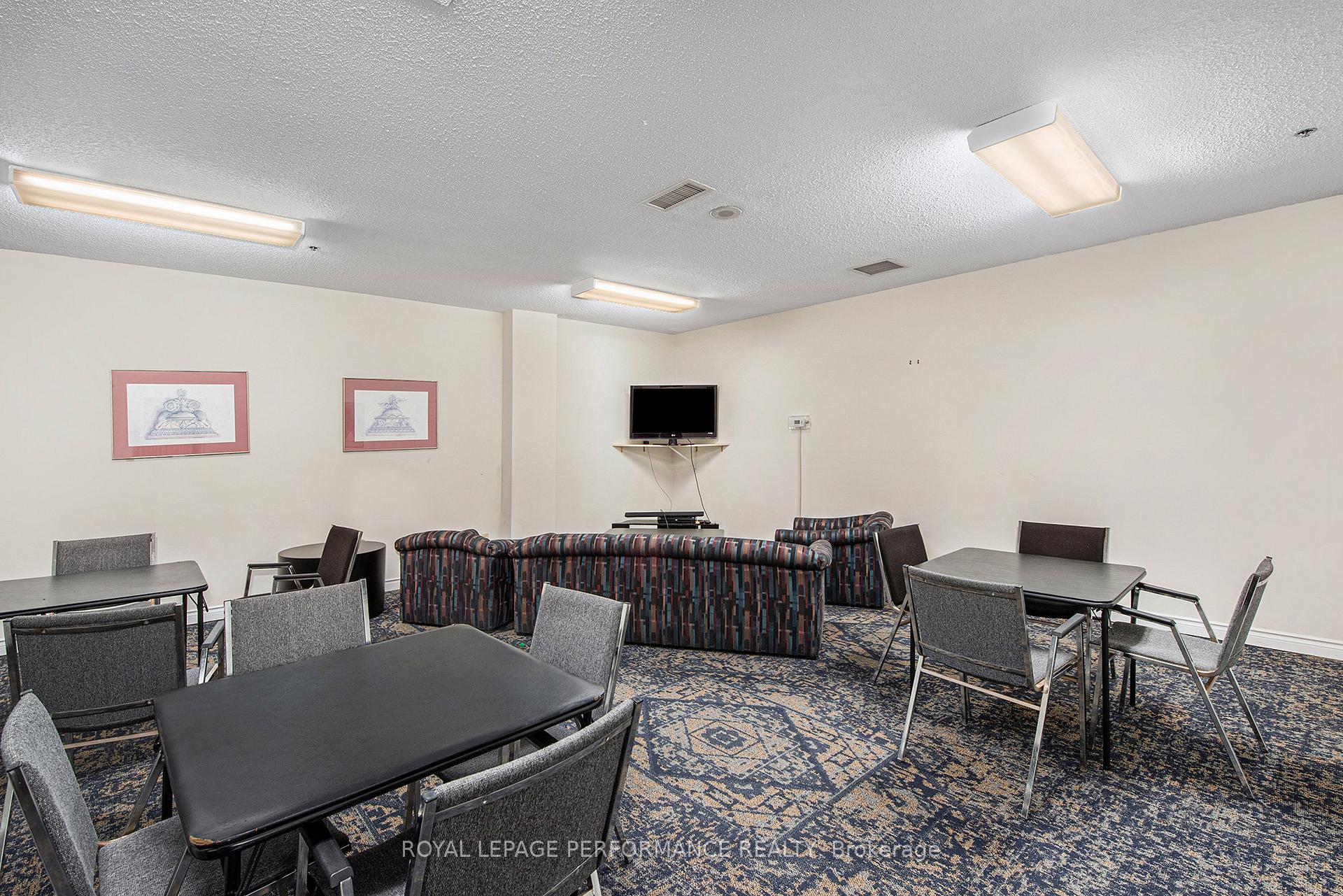 Photo 91 of Unit 301, 1480 Riverside Drive, Ottawa, Riverview Park — HOMEH