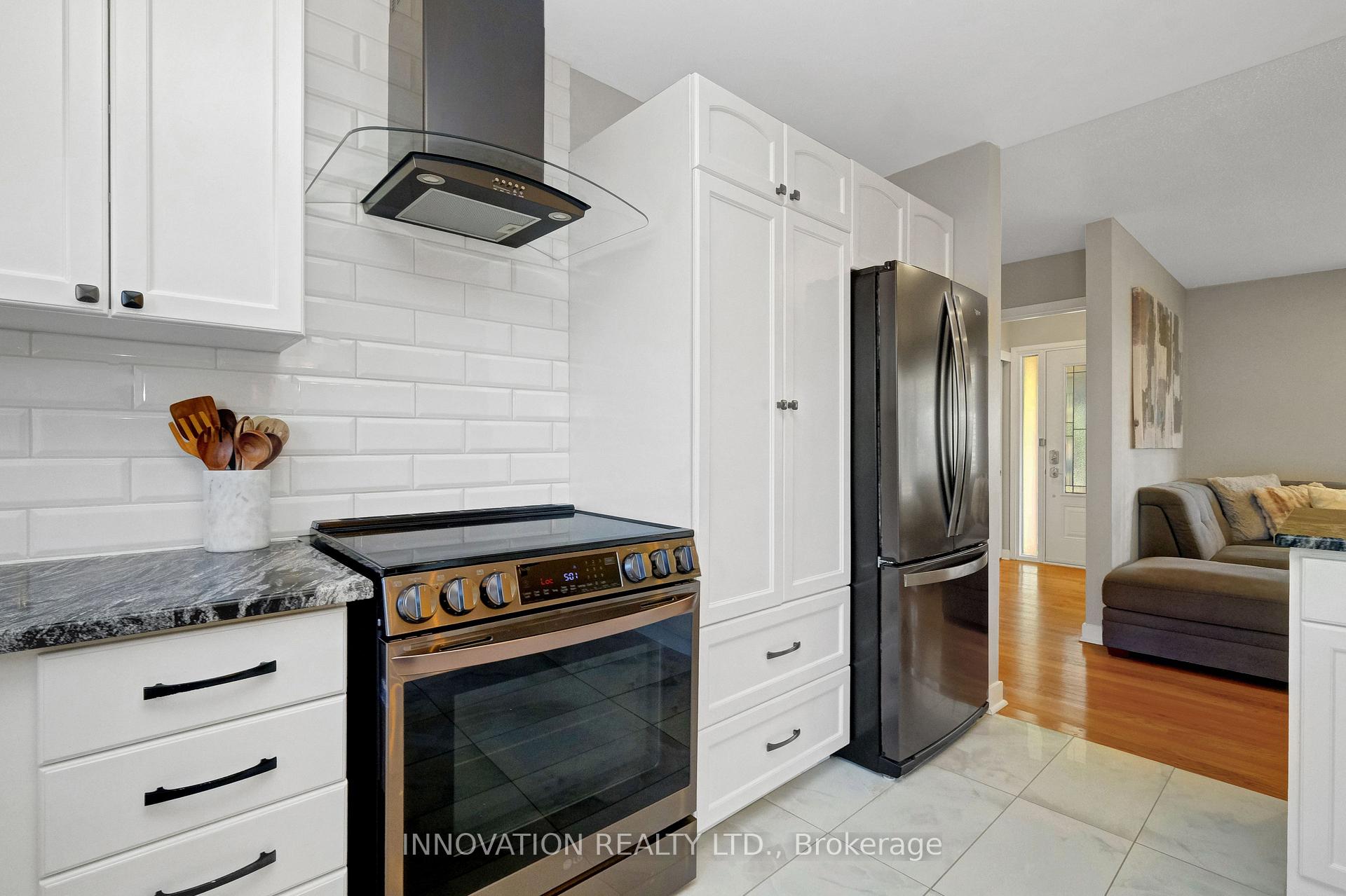 Photo 22 of 51 Cleadon Drive, Ottawa, Crystal Beach — HOMEH