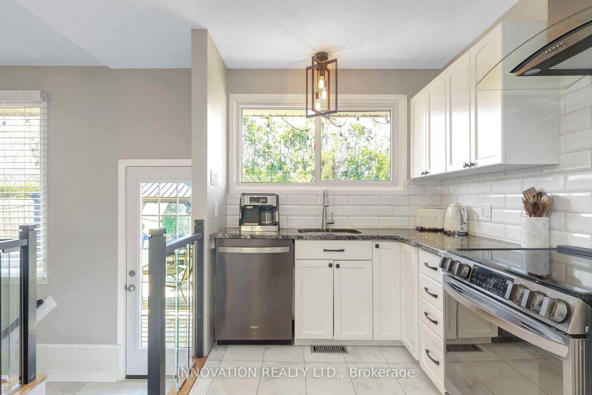Photo 23 of 51 Cleadon Drive, Ottawa, Crystal Beach — HOMEH