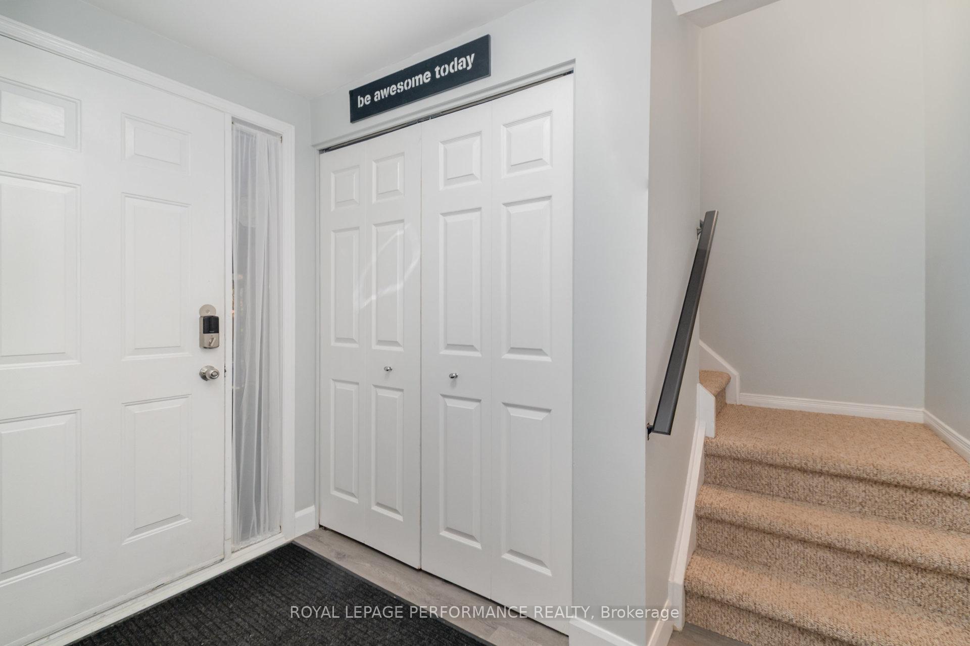 Photo 4 of 1150 Chimney Hill Way, Ottawa, Beacon Hill South — HOMEH