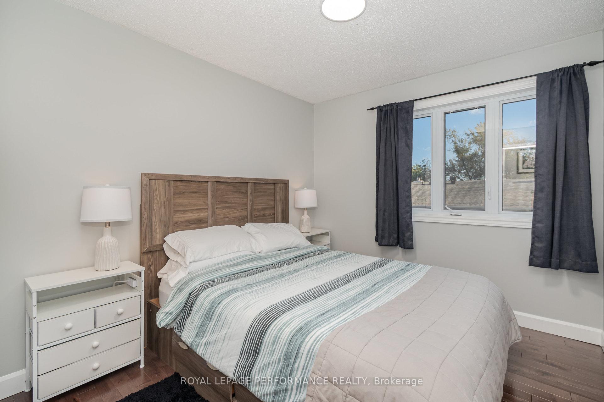 Photo 17 of 1150 Chimney Hill Way, Ottawa, Beacon Hill South — HOMEH