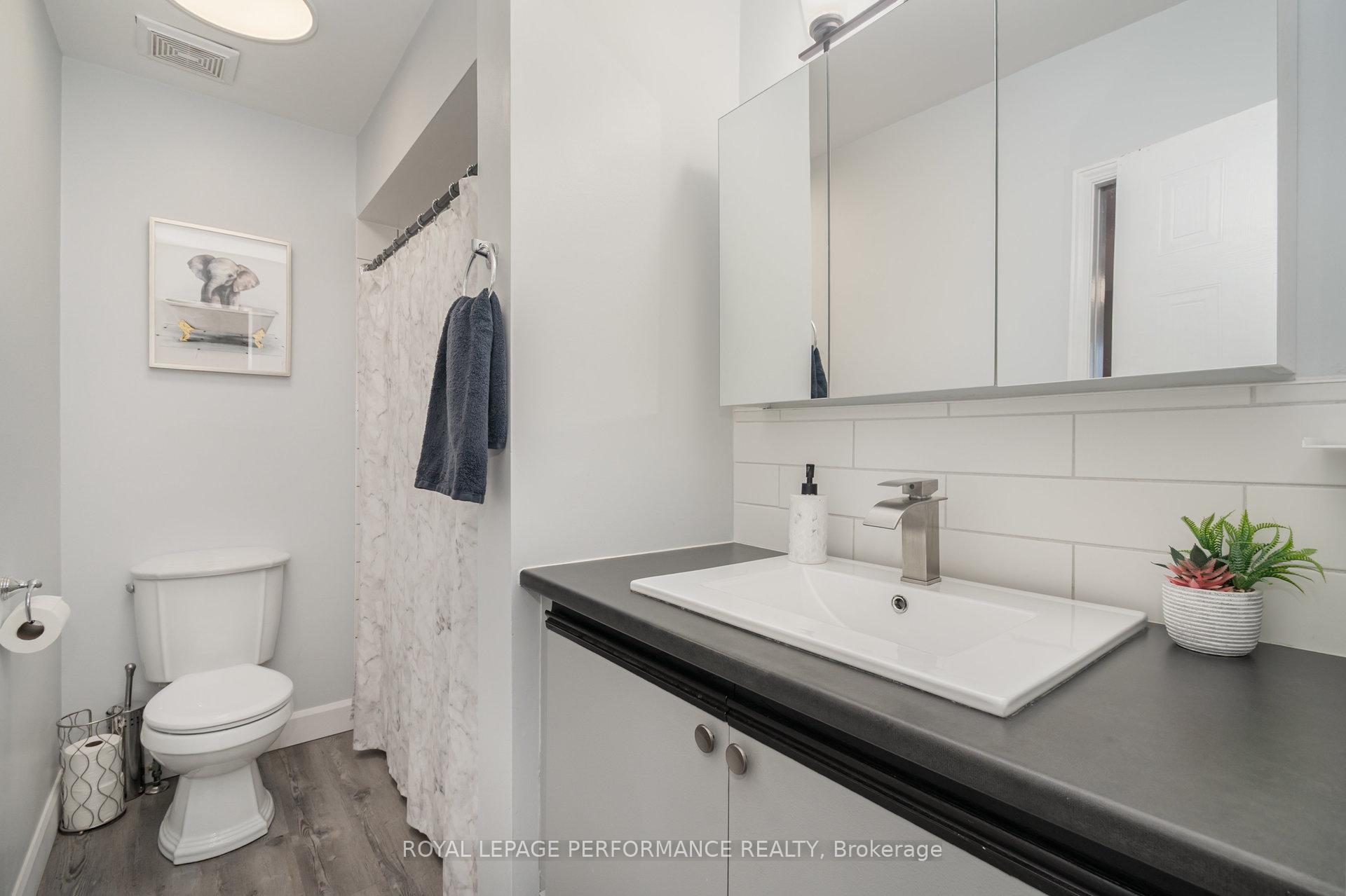 Photo 18 of 1150 Chimney Hill Way, Ottawa, Beacon Hill South — HOMEH