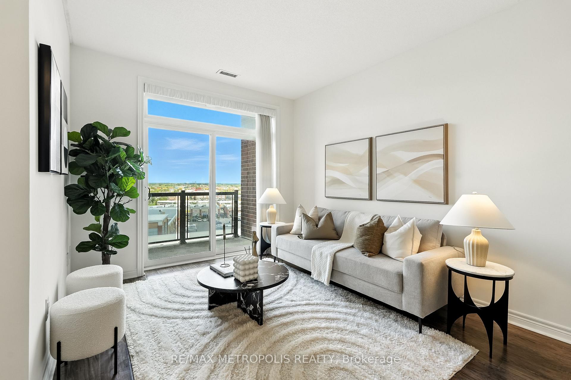 Photo 1 of Unit 729, 7325 Markham Road, Markham, Cedarwood — HOMEH