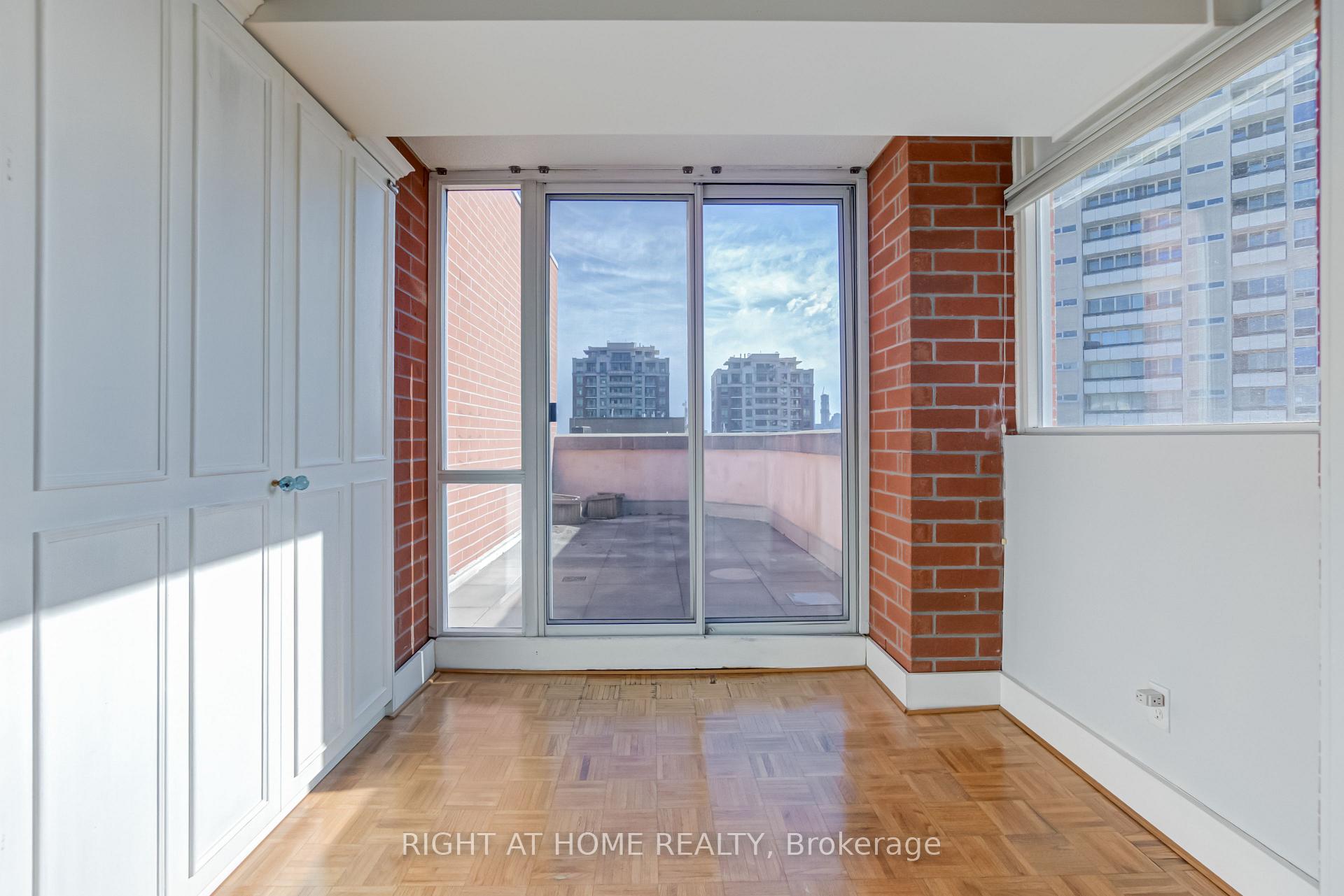 Photo 19 of Unit PH13, 300 Balliol Street, Toronto, Mount Pleasant West — HOMEH