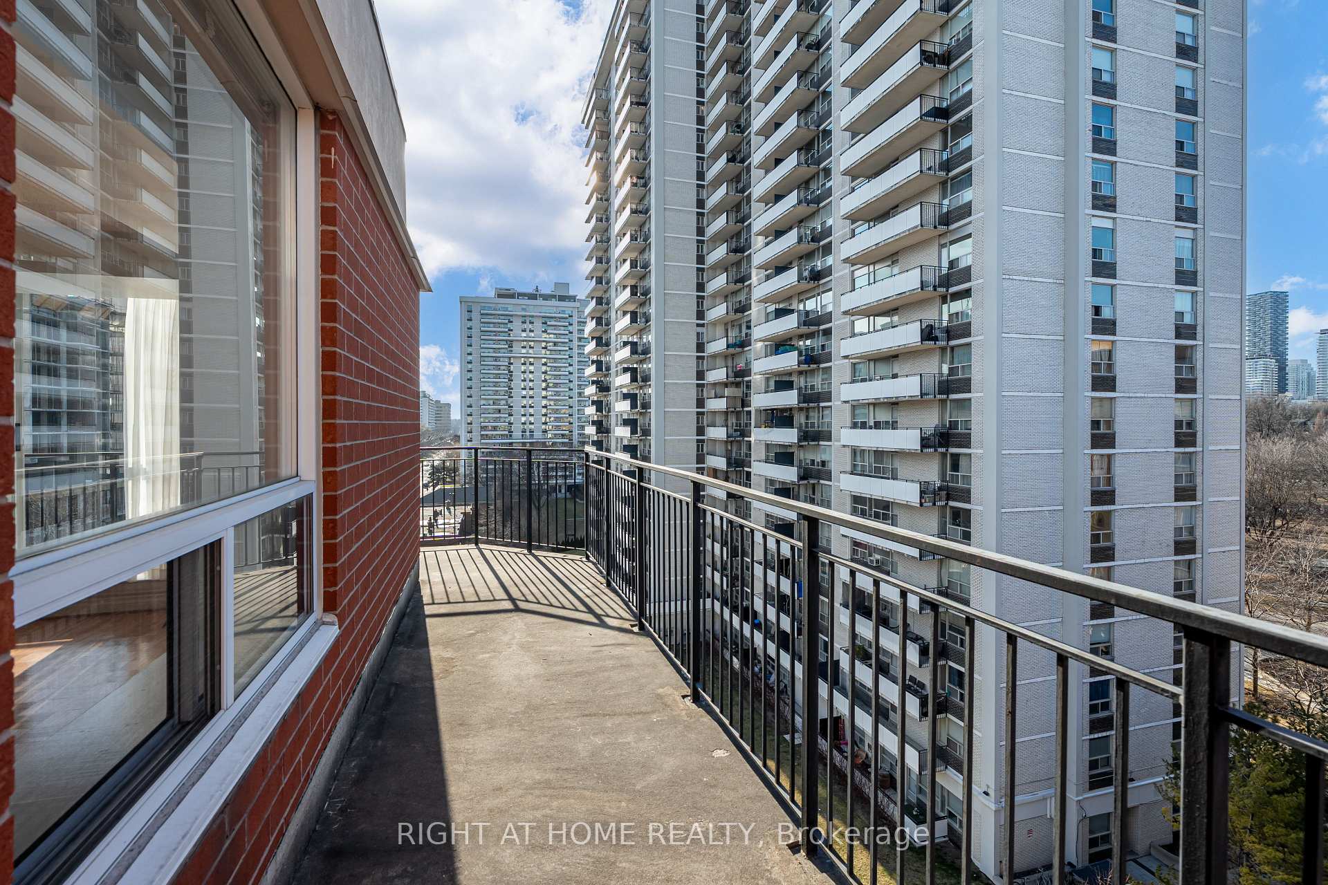 Photo 25 of Unit PH13, 300 Balliol Street, Toronto, Mount Pleasant West — HOMEH