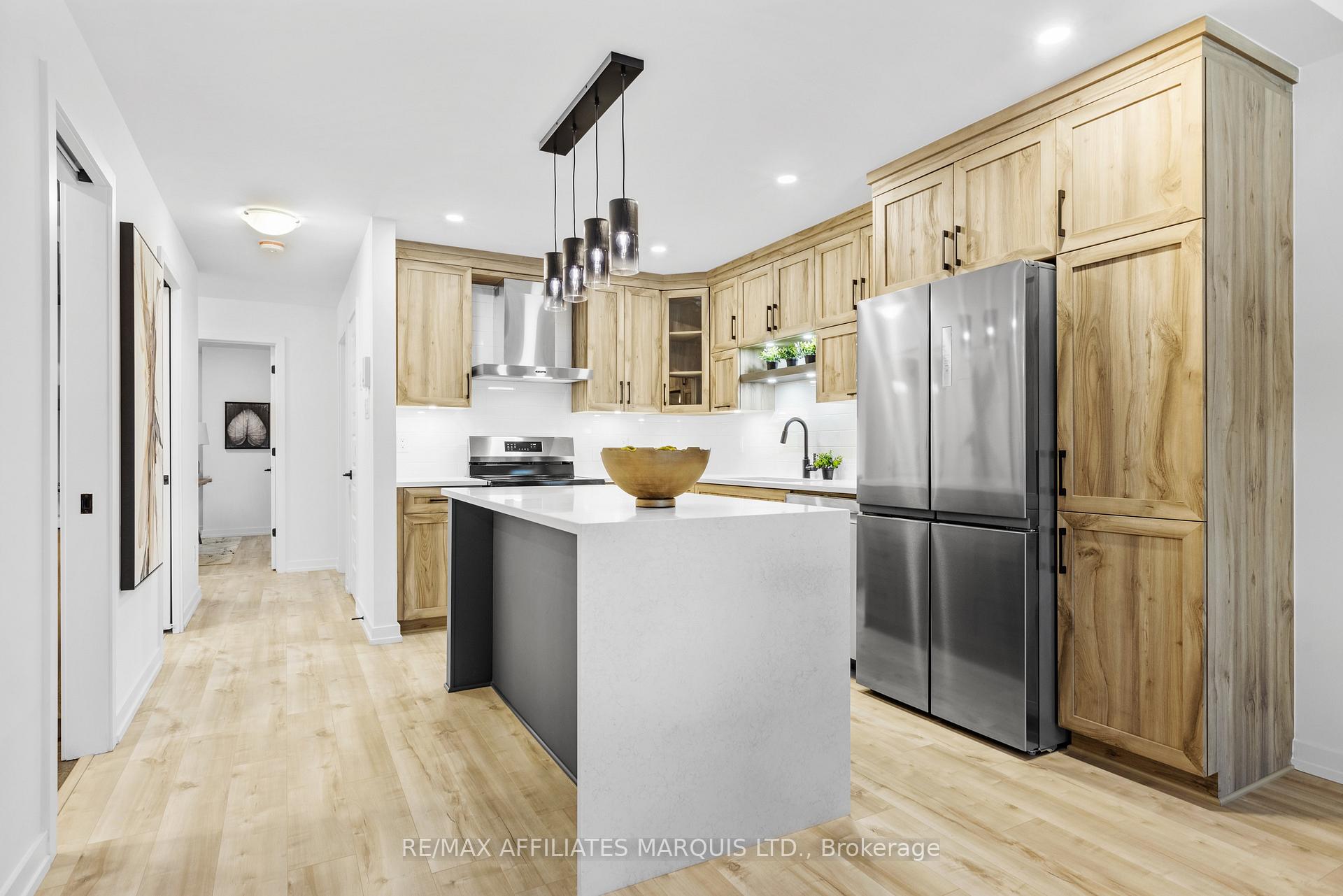 Photo 3 of Unit 101, 229 Water Street E, Cornwall — HOMEH