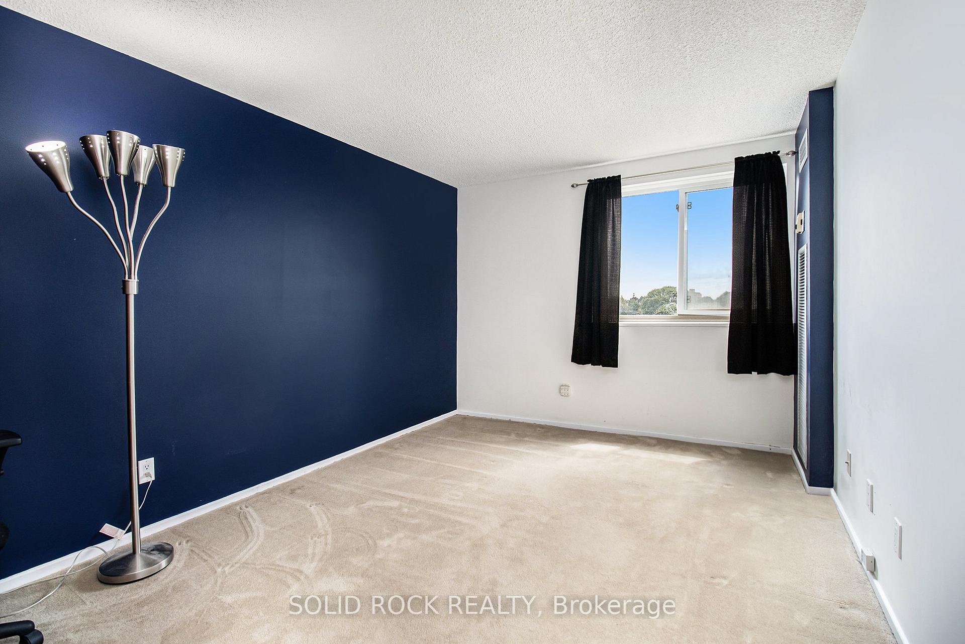 Photo 5 of Unit 607, 1100 Ambleside Drive, Ottawa, Woodroffe — HOMEH