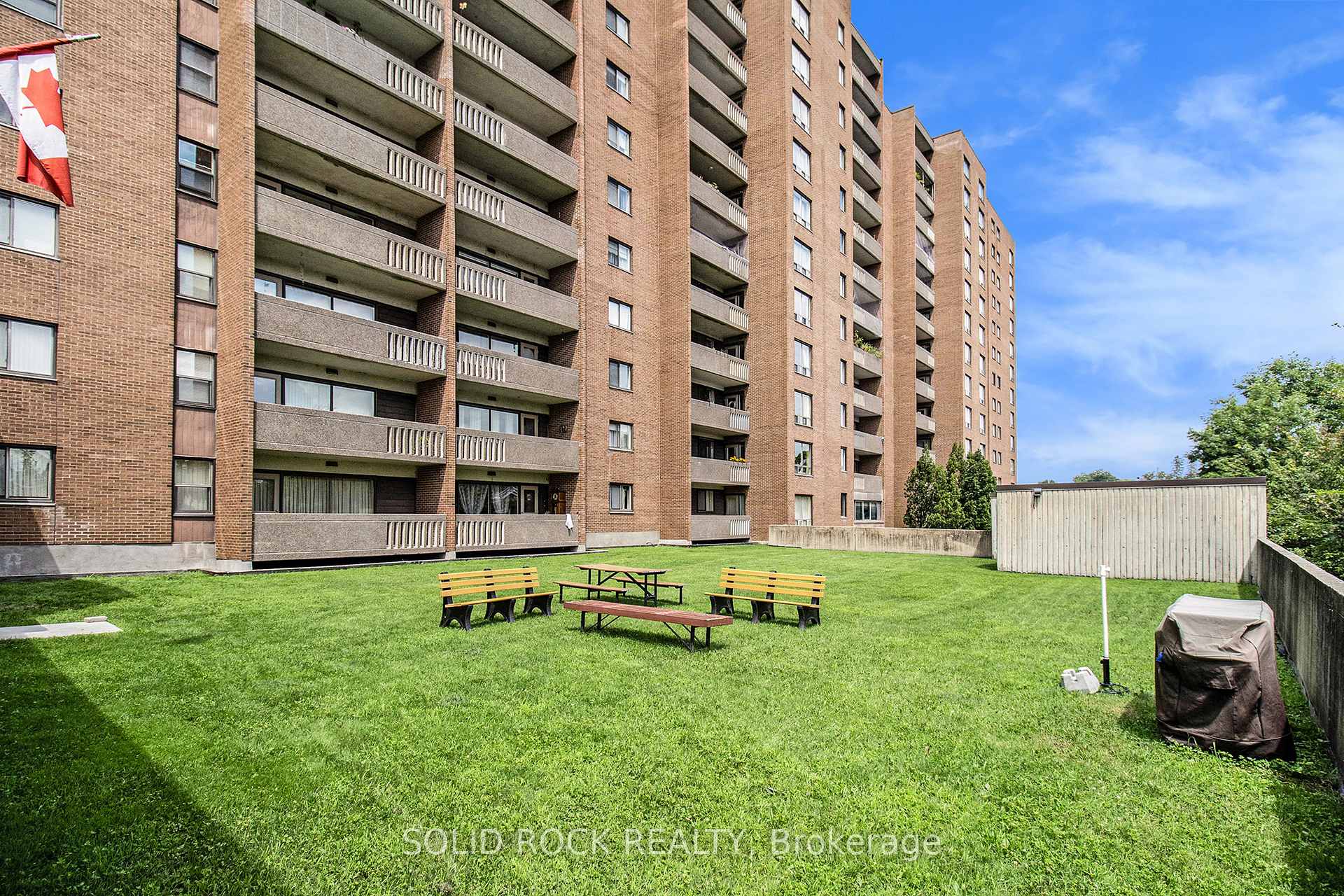 Photo 13 of Unit 607, 1100 Ambleside Drive, Ottawa, Woodroffe — HOMEH