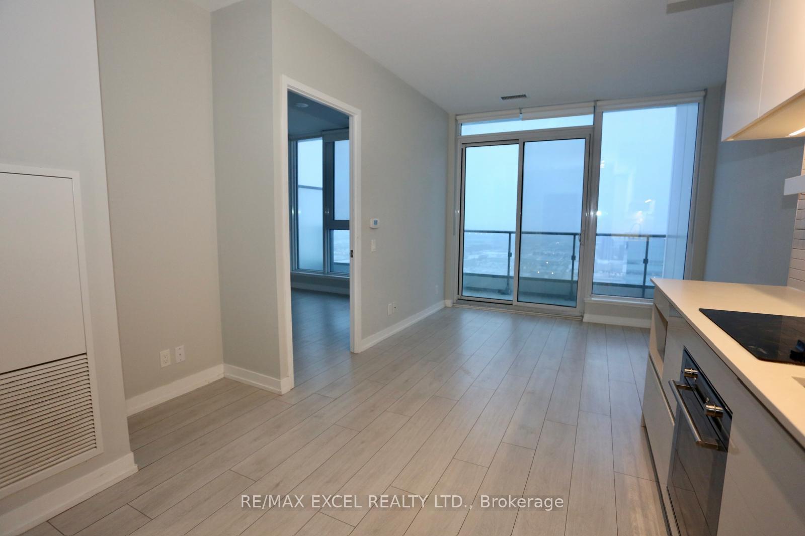 Photo 2 of Unit 2805, 5 Buttermill Avenue, Vaughan, Vaughan Corporate Centre — HOMEH