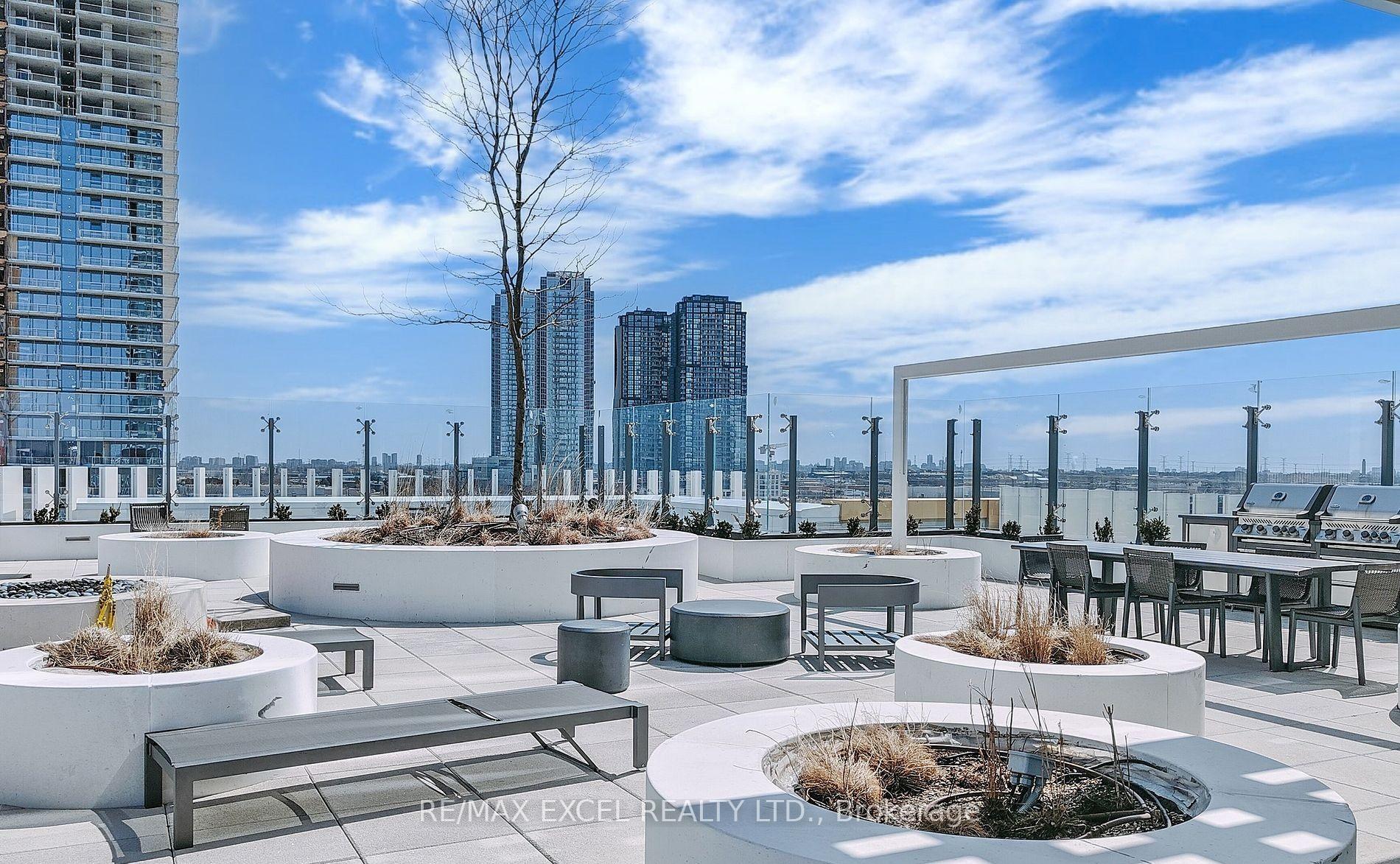 Photo 19 of Unit 2805, 5 Buttermill Avenue, Vaughan, Vaughan Corporate Centre — HOMEH