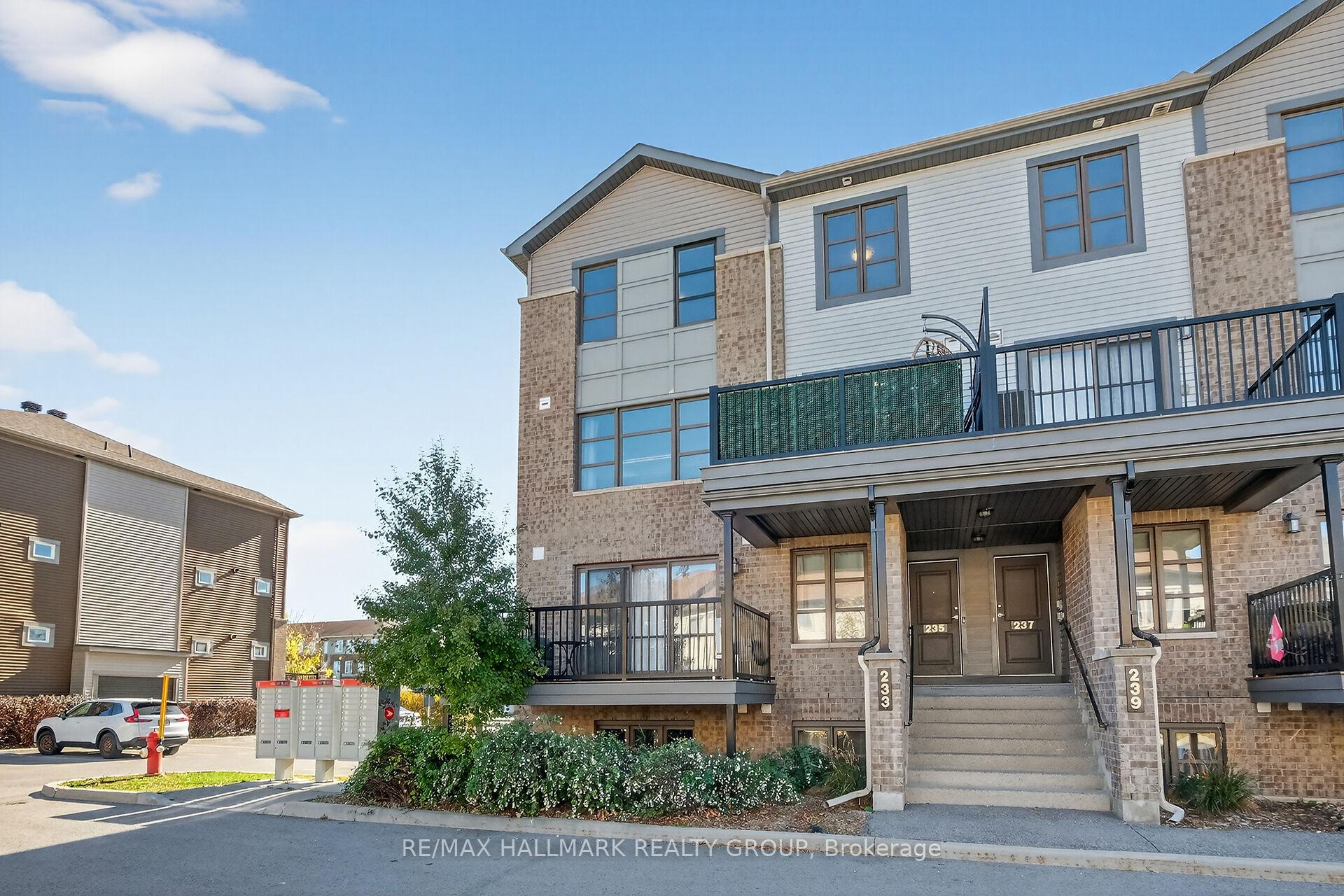 Photo 3 of Unit 22, 235 Infusion Private, Ottawa, Barrhaven - Strandherd — HOMEH