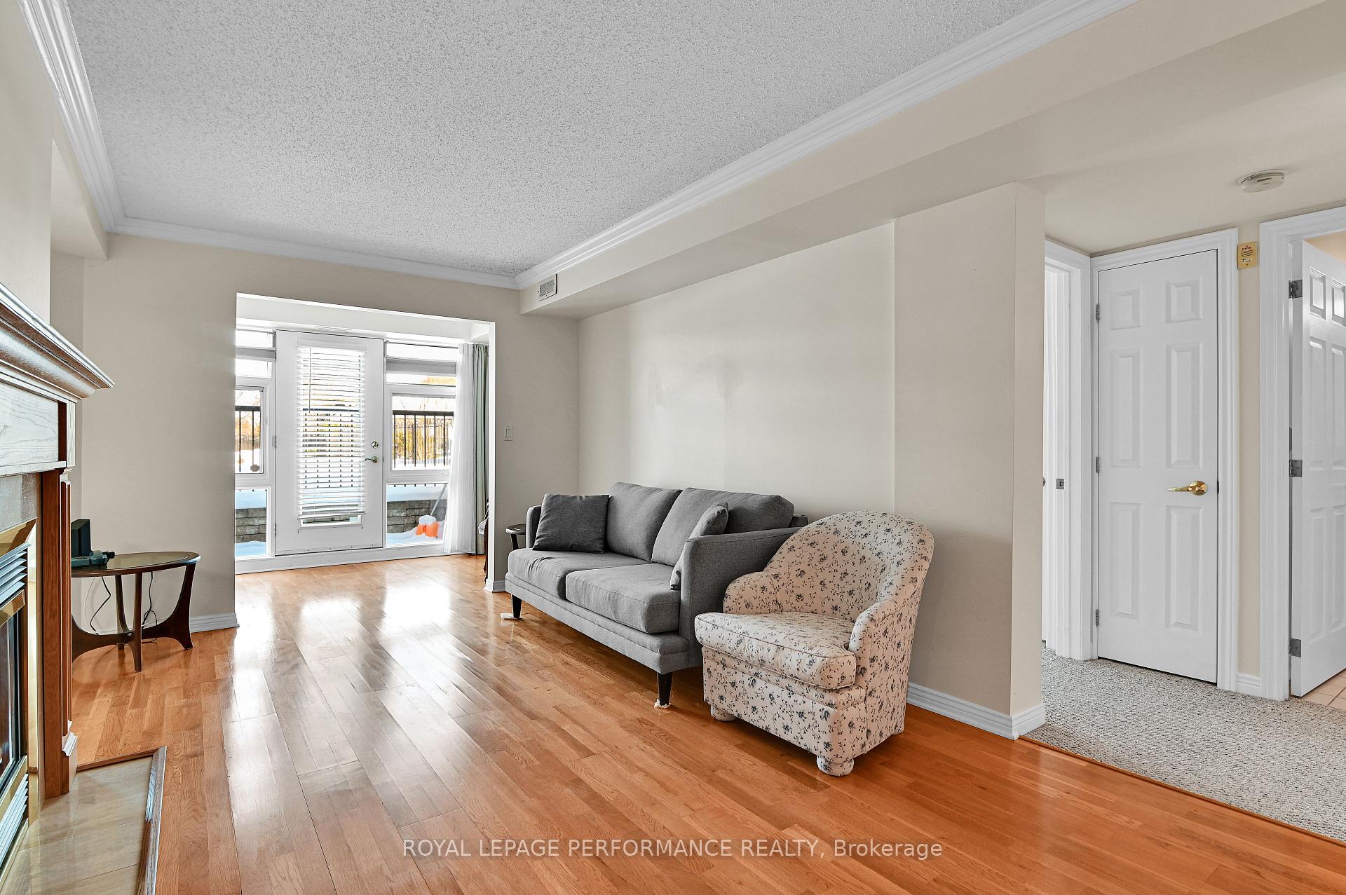 Photo 4 of Unit 106, 3 Meridian Place, Ottawa, Centrepointe — HOMEH