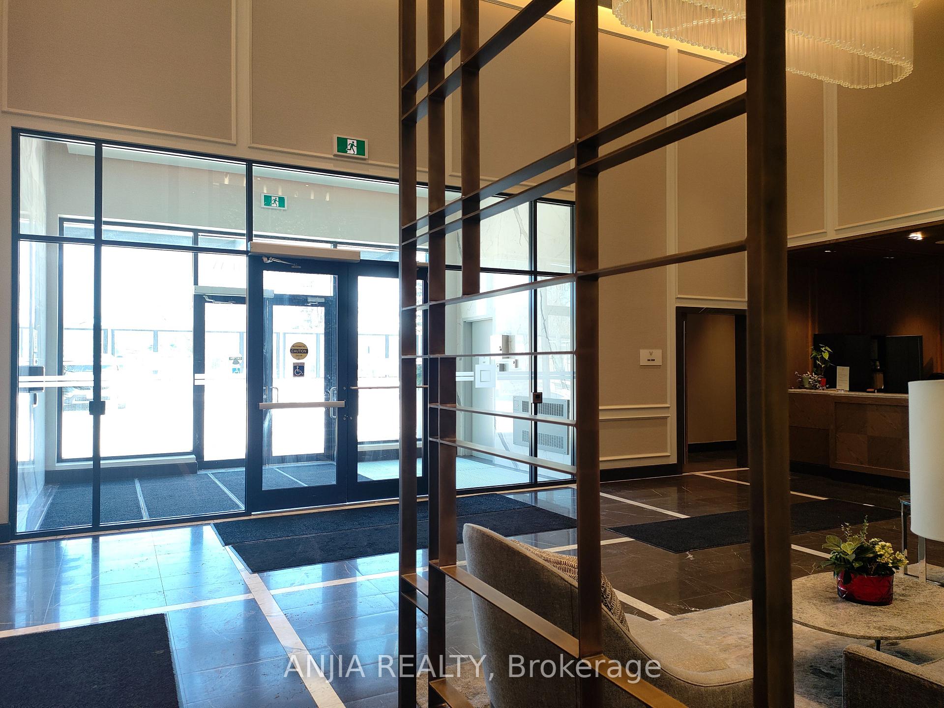 Photo 3 of Unit 1703, 1 Grandview Avenue, Markham, Thornhill — HOMEH