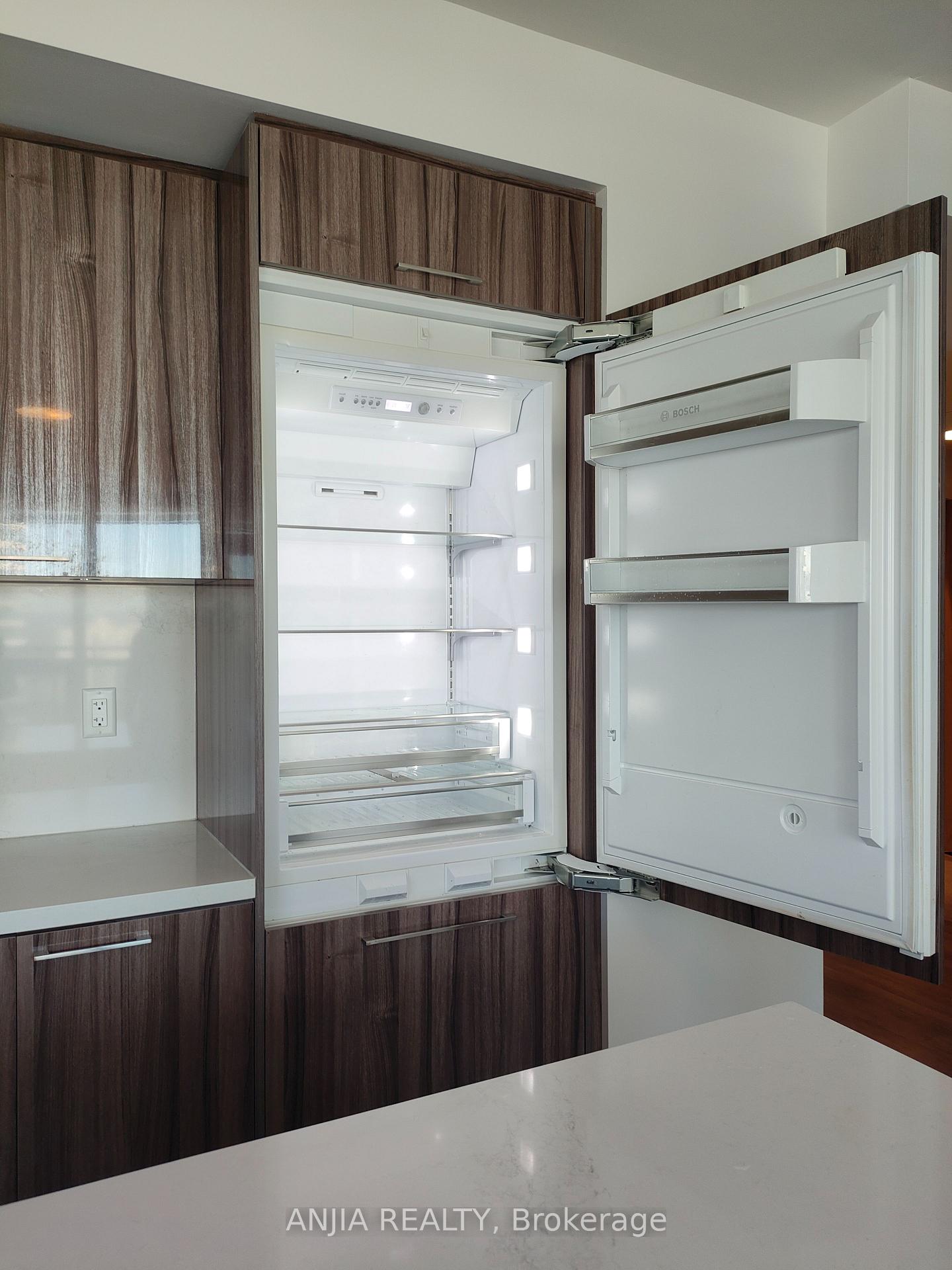 Photo 12 of Unit 1703, 1 Grandview Avenue, Markham, Thornhill — HOMEH