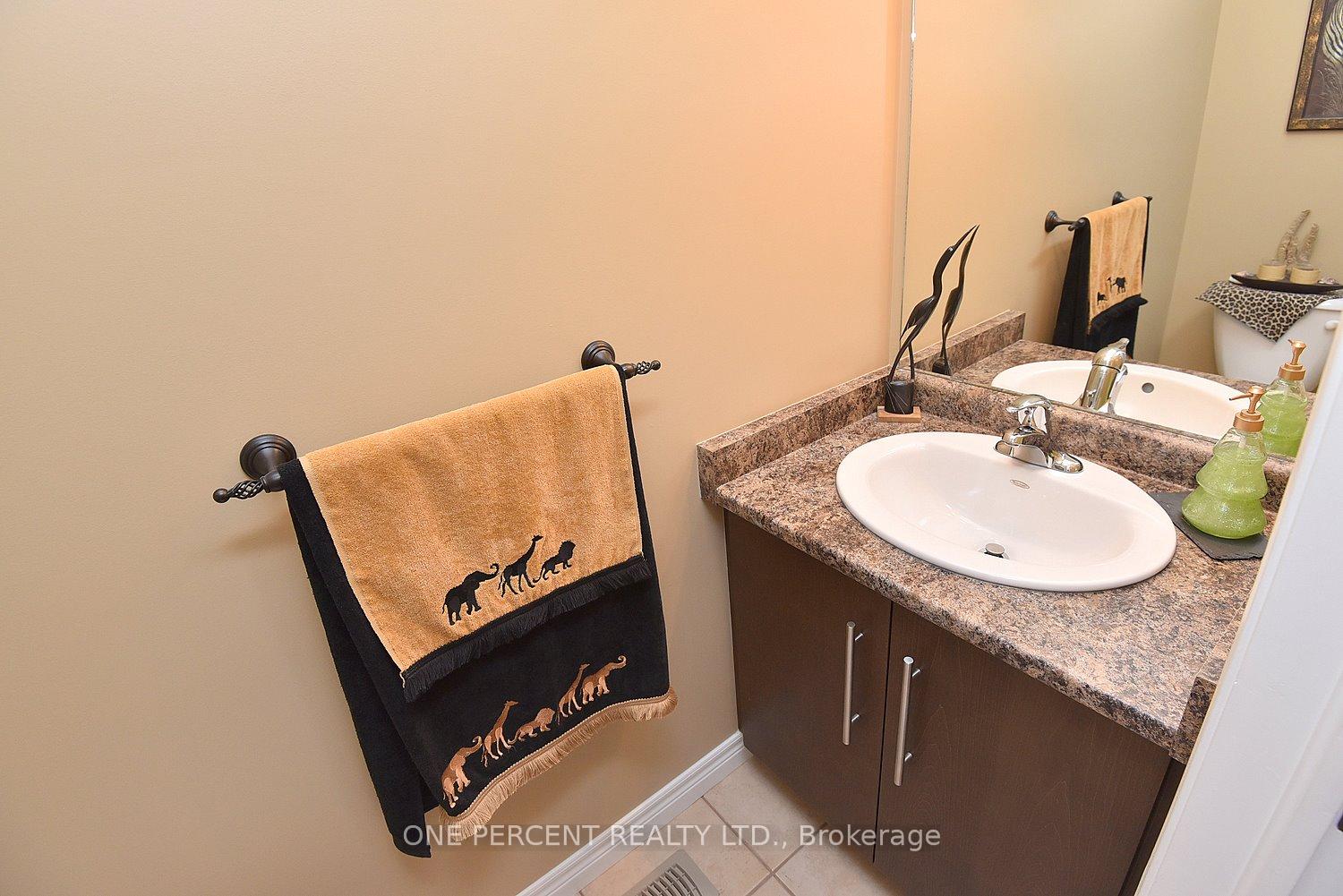 Photo 18 of Unit 24, 40 Dartmouth Gate, Hamilton, Lakeshore — HOMEH