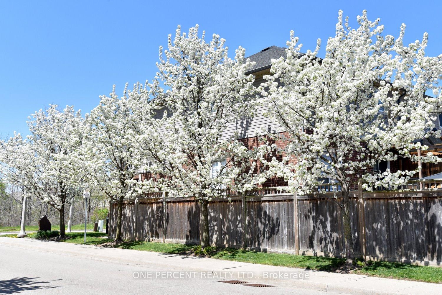 Photo 32 of Unit 24, 40 Dartmouth Gate, Hamilton, Lakeshore — HOMEH