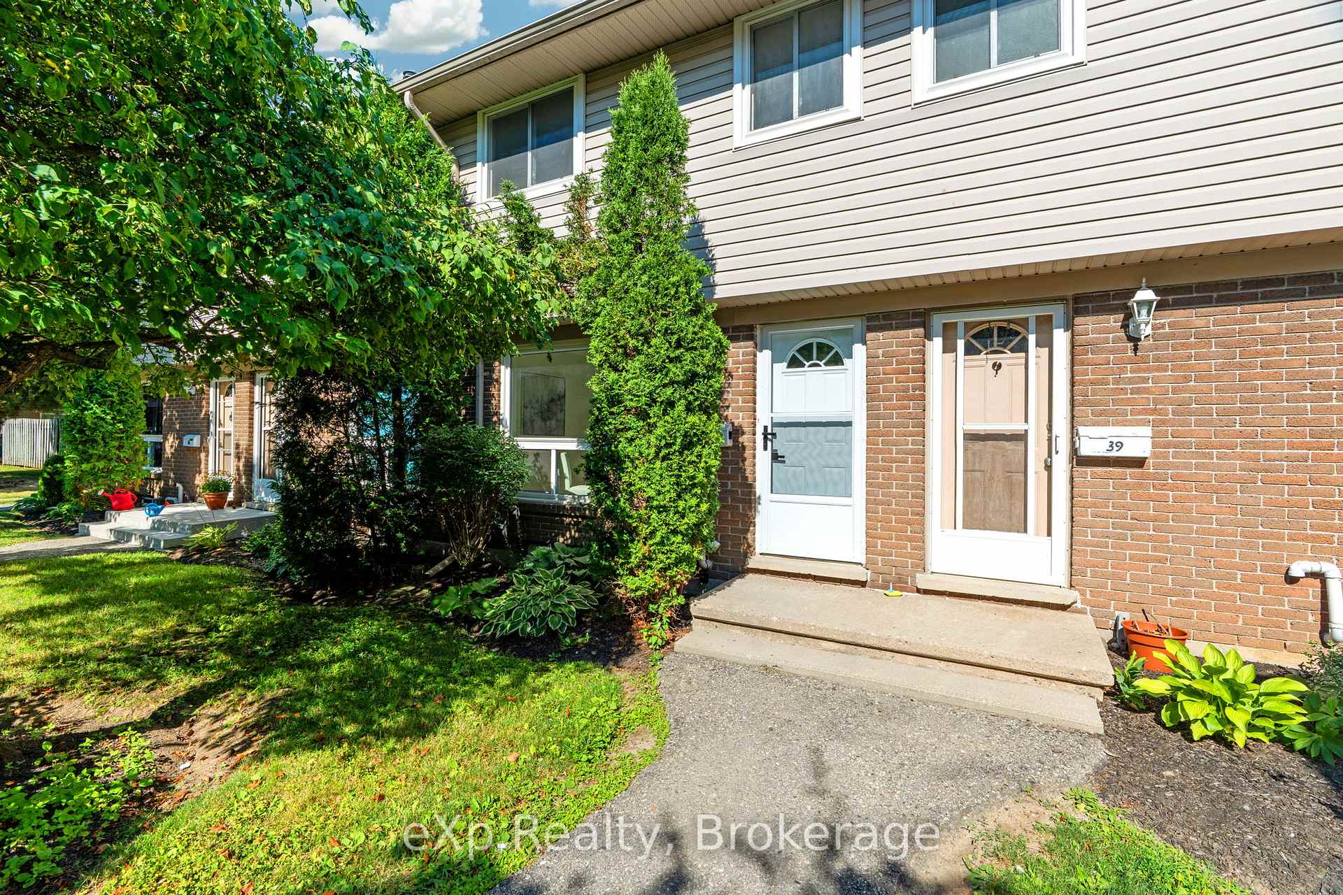 Front of Unit 38, 88 Avonwood Drive