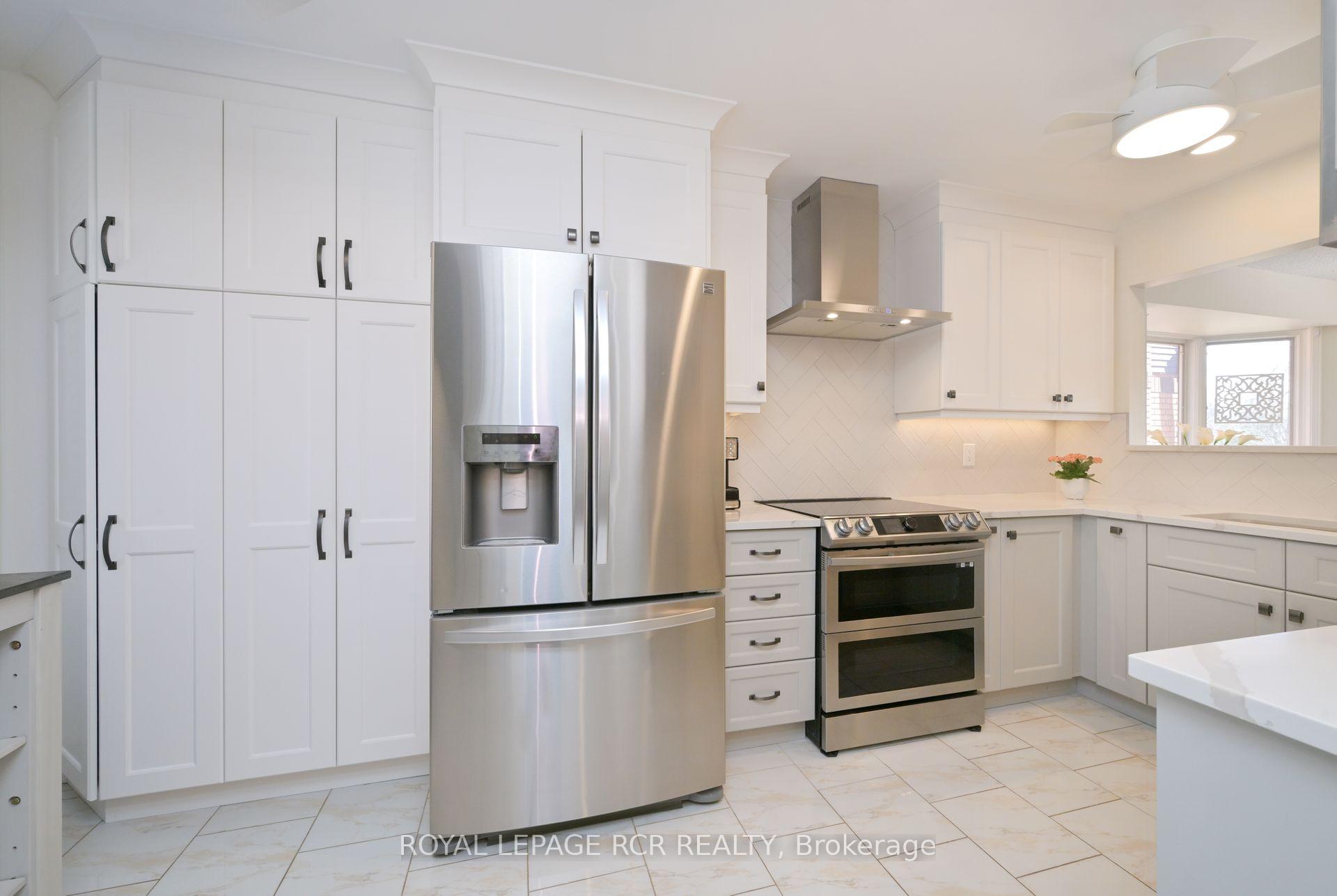 Photo 5 of 68 Riverview Road, New Tecumseth, Alliston — HOMEH