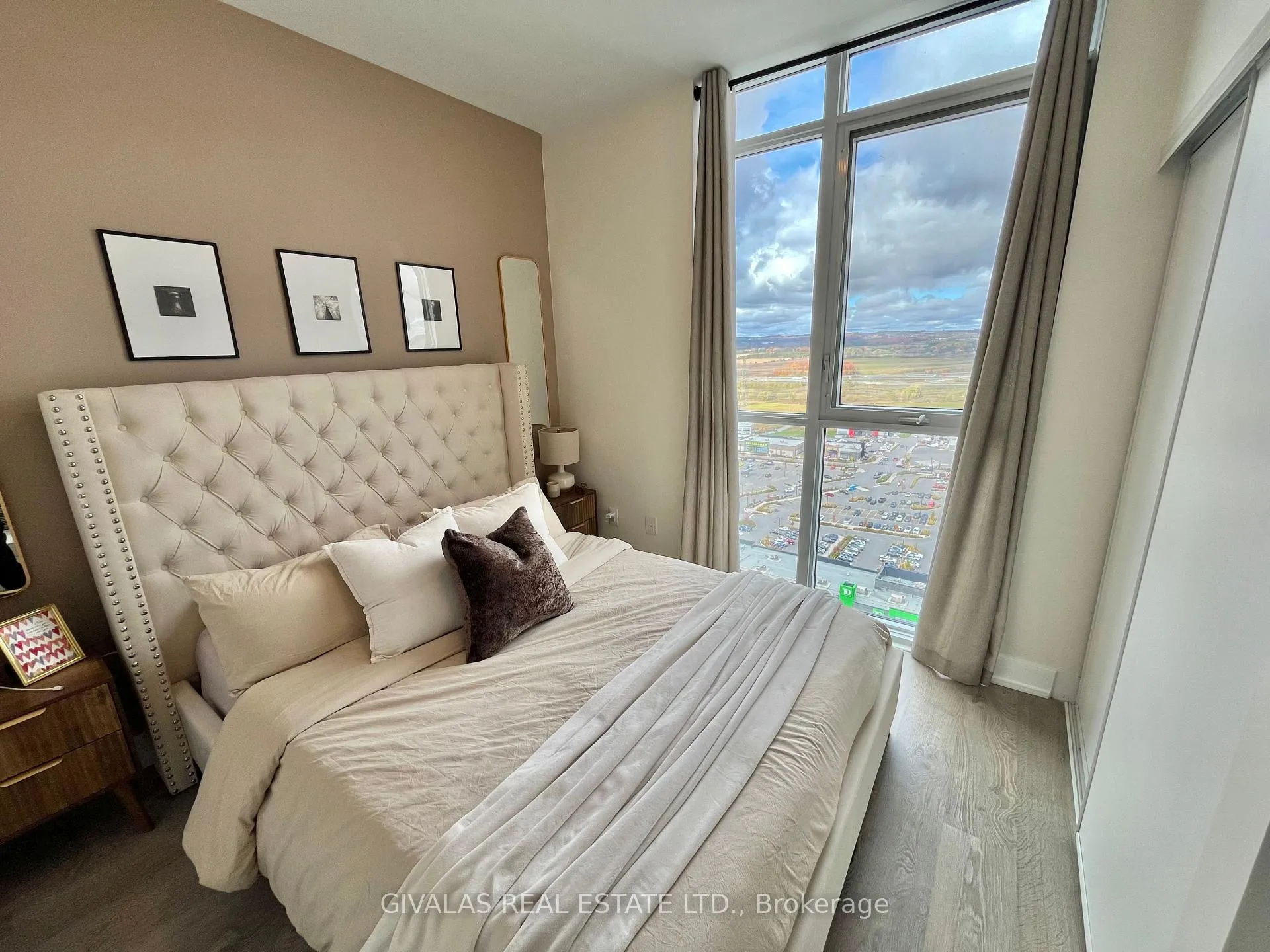 Photo 6 of Unit Ph06, 2550 Simcoe Street N, Oshawa, Windfields — HOMEH