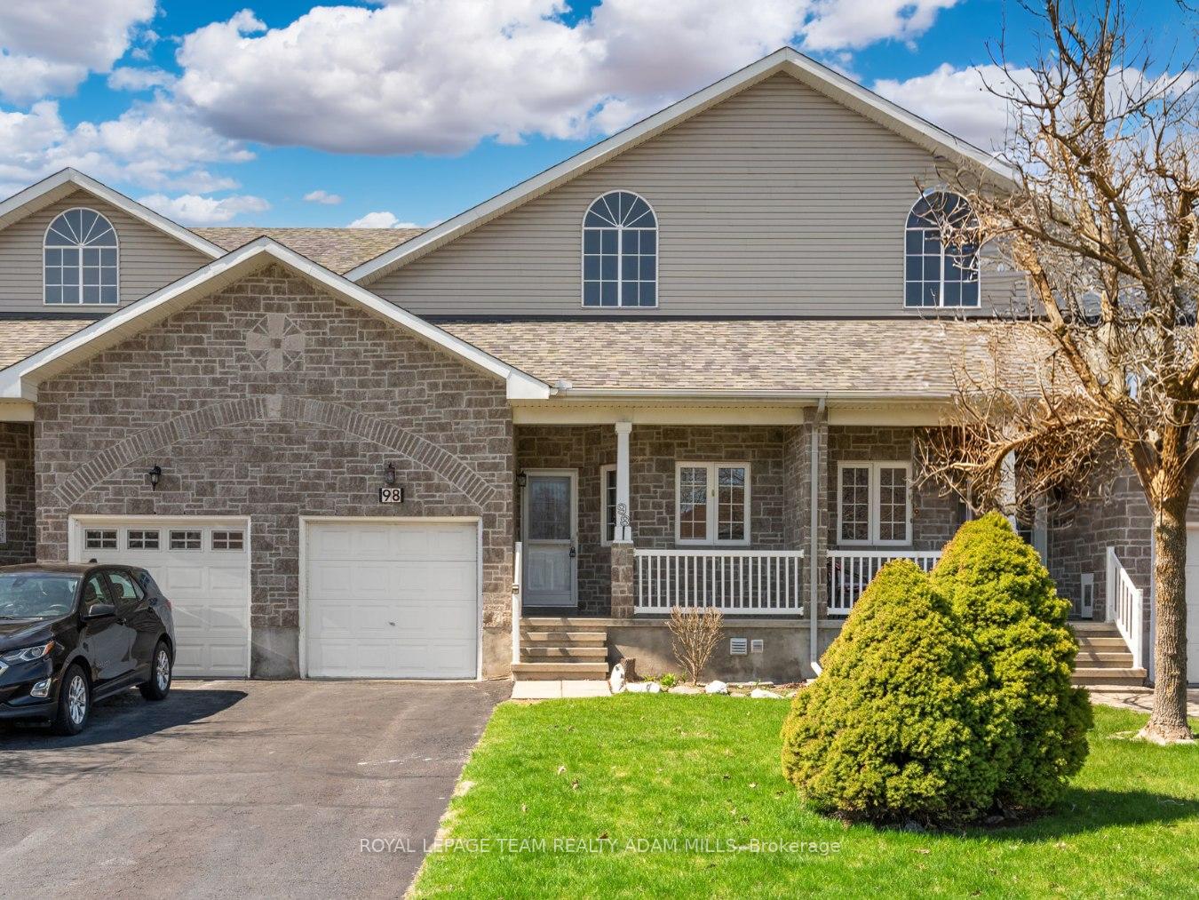 Photo 2 of 98 Patterson Crescent, Carleton Place — HOMEH