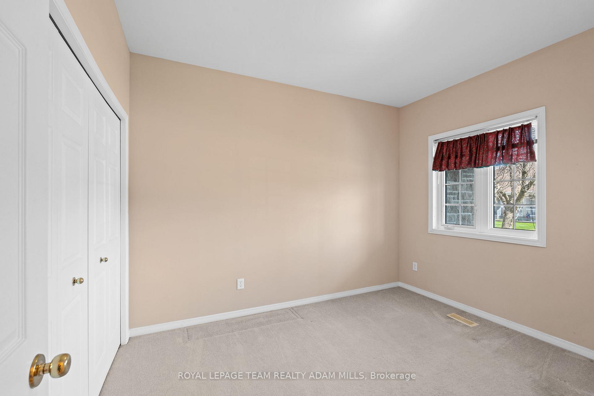 Photo 5 of 98 Patterson Crescent, Carleton Place — HOMEH