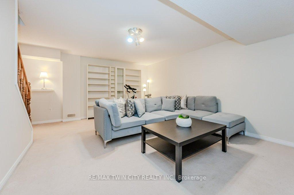 Photo 13 of Unit 38, 235 Saginaw Parkway, Cambridge — HOMEH