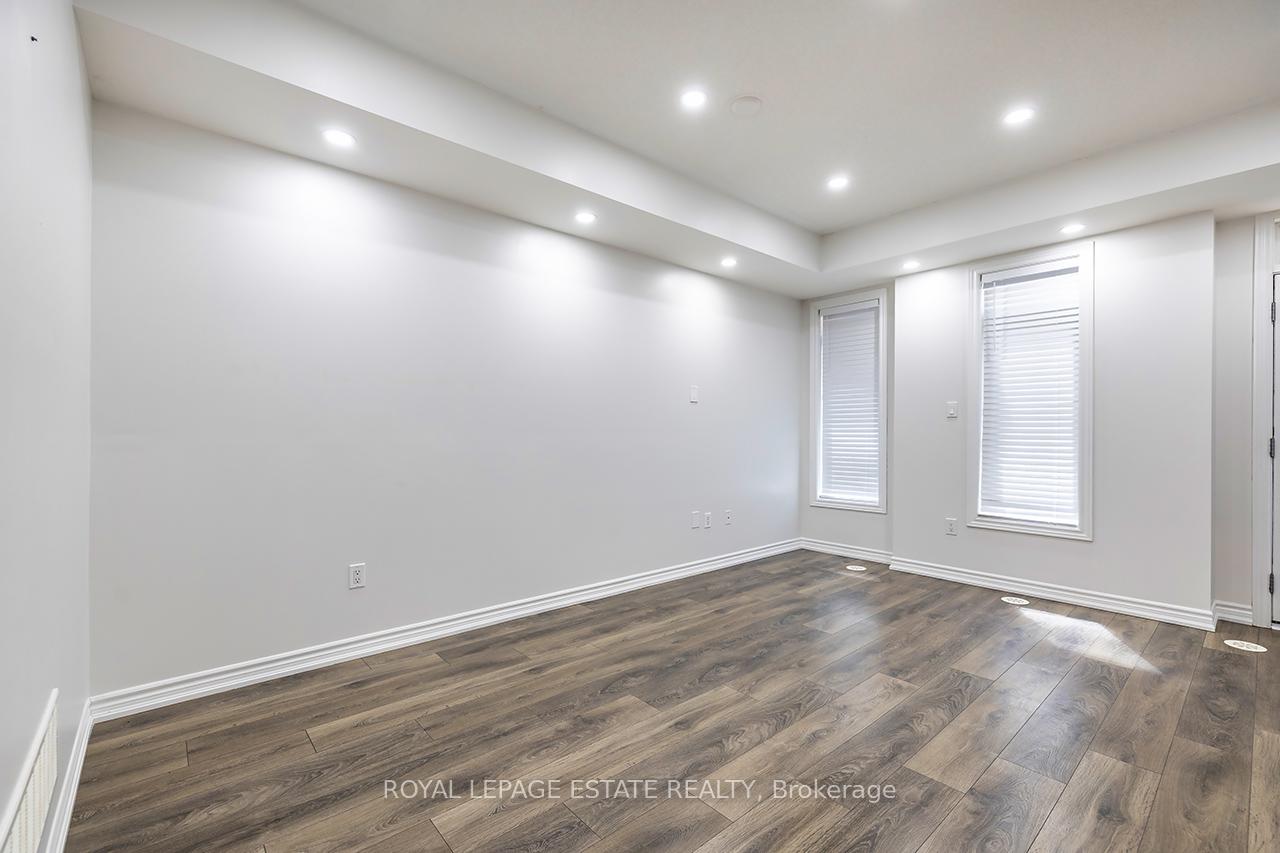 Photo 7 of Unit 112, 1715 Adirondack Chase, Pickering, Duffin Heights — HOMEH