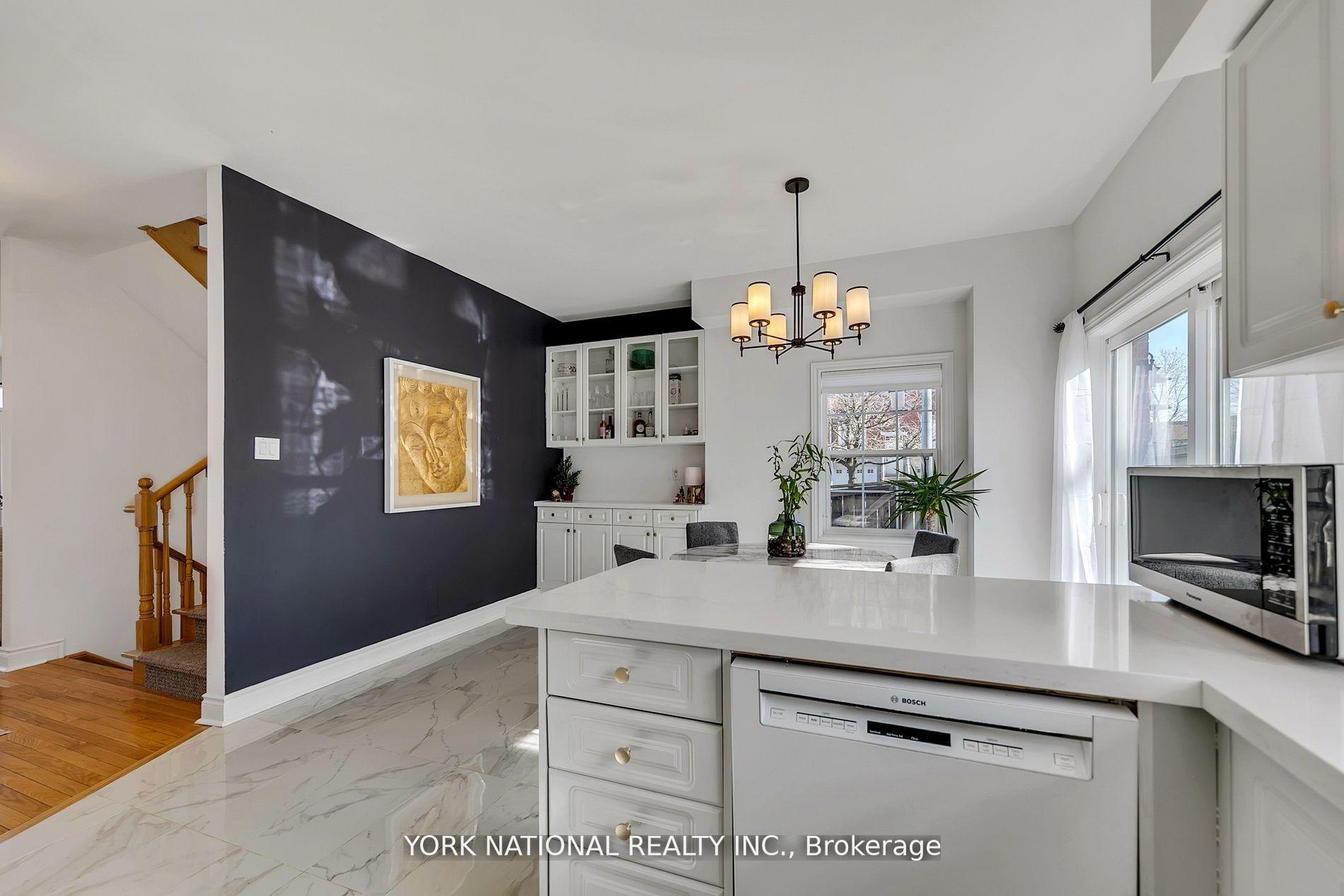 Photo 10 of Unit 12, 12 Loring Doolittle Court, Aurora, Aurora Village — HOMEH