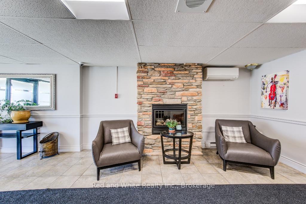 Photo 4 of Unit 606, 64 Benton Street, Kitchener — HOMEH