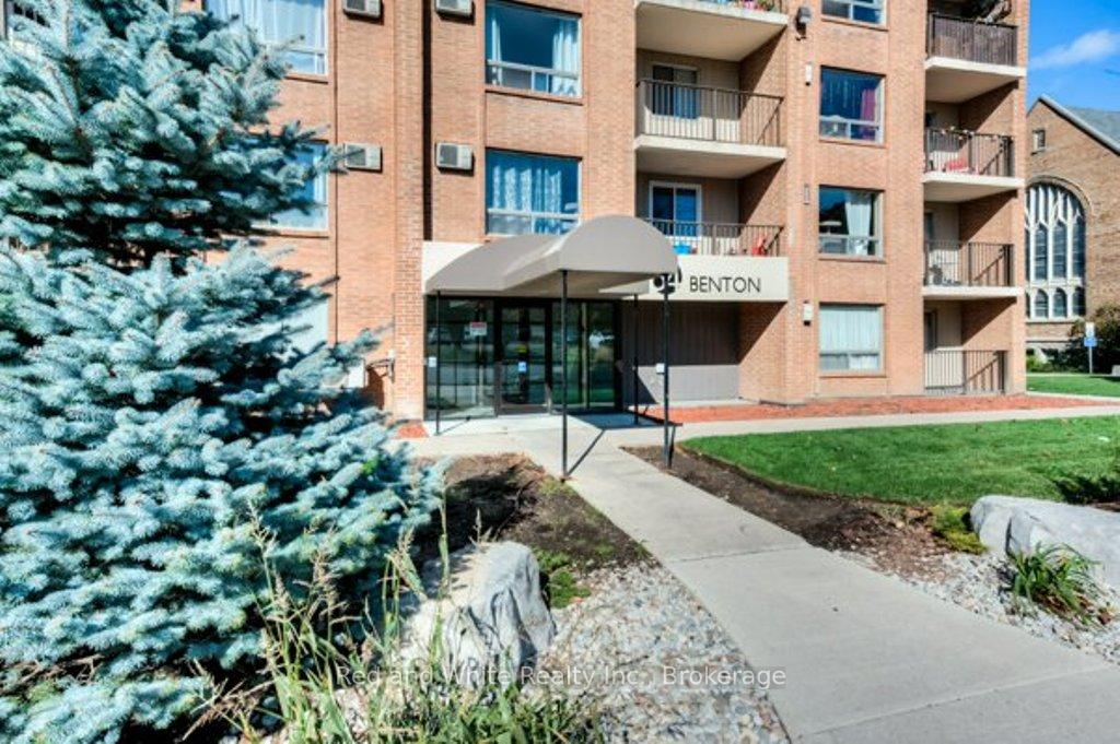 Photo 22 of Unit 606, 64 Benton Street, Kitchener — HOMEH