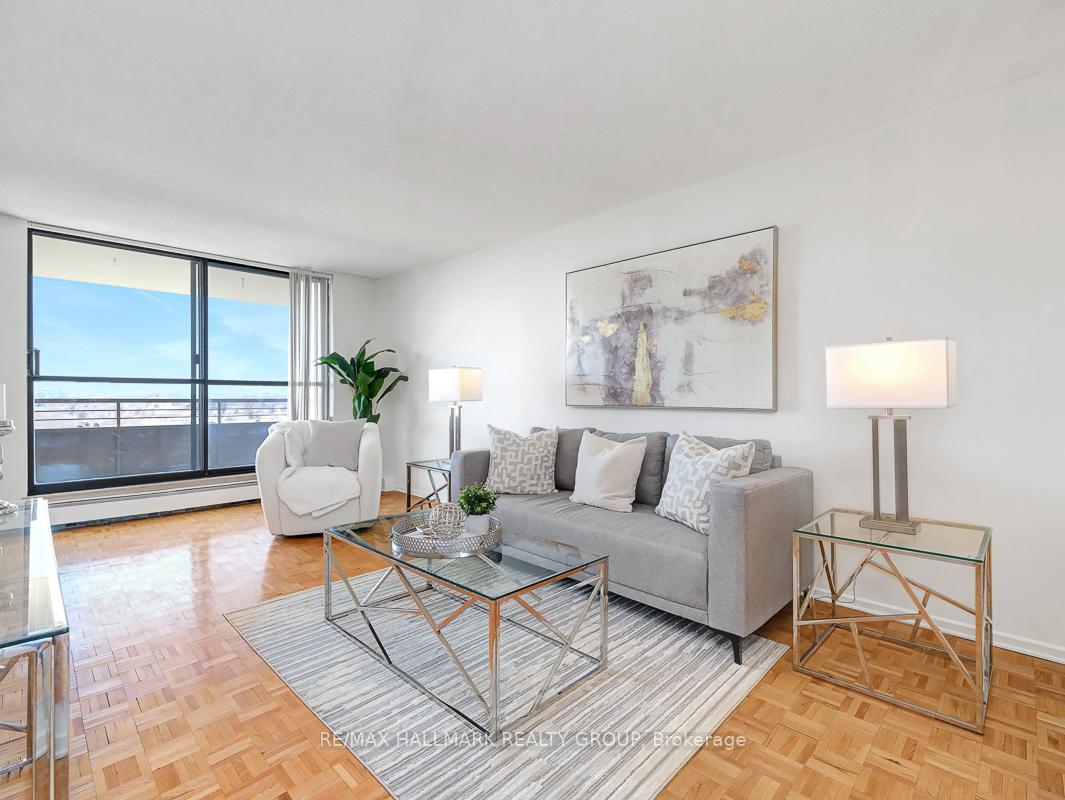 Photo 6 of Unit 702, 505 St Laurent Boulevard, Ottawa, Viscount Alexander Park — HOMEH
