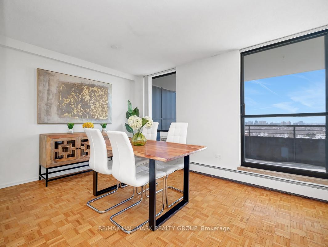 Photo 11 of Unit 702, 505 St Laurent Boulevard, Ottawa, Viscount Alexander Park — HOMEH